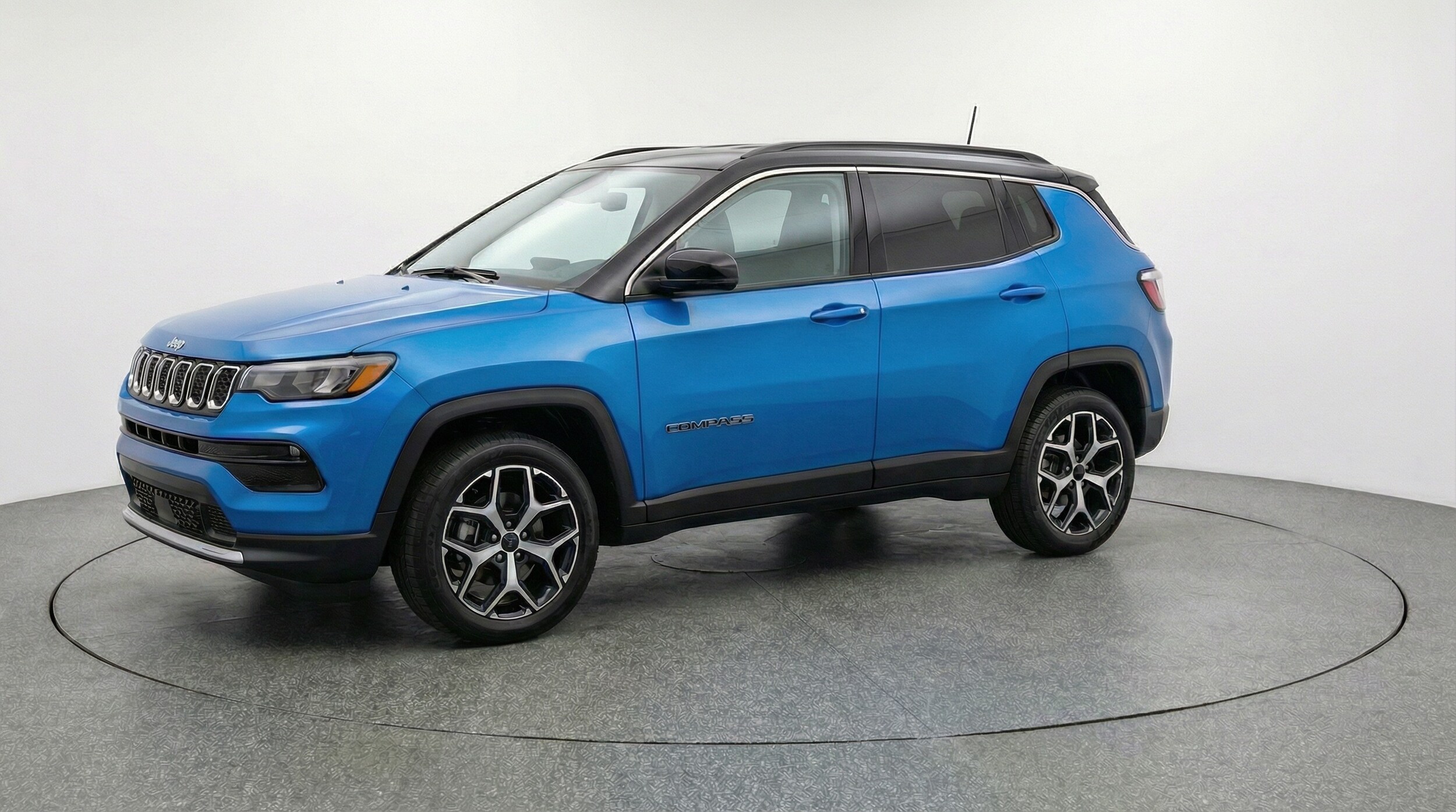 Thumbnail: 2025 Jeep Compass - 3