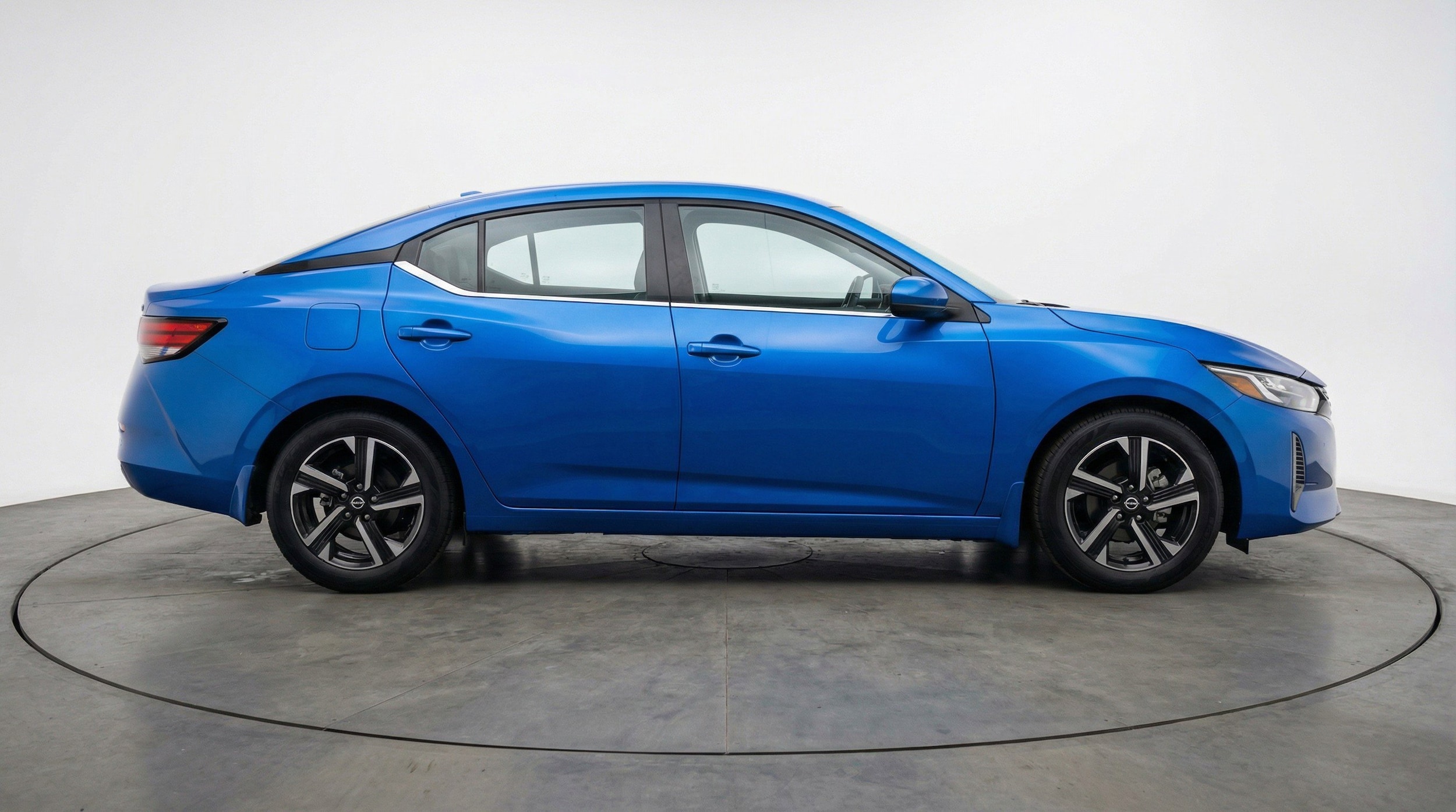 Thumbnail: 2025 Nissan Sentra - 11