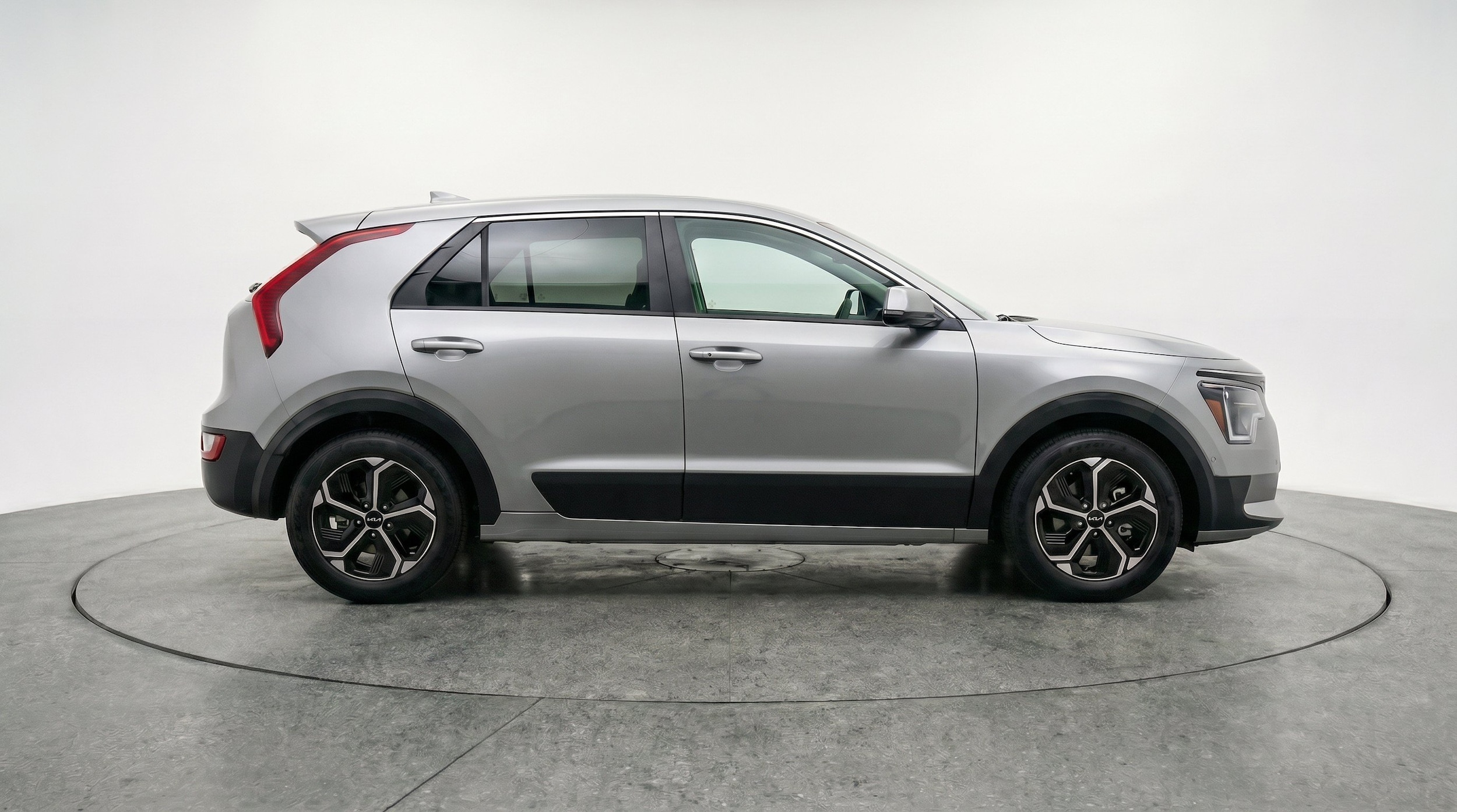 Thumbnail: 2026 Kia Niro - 11