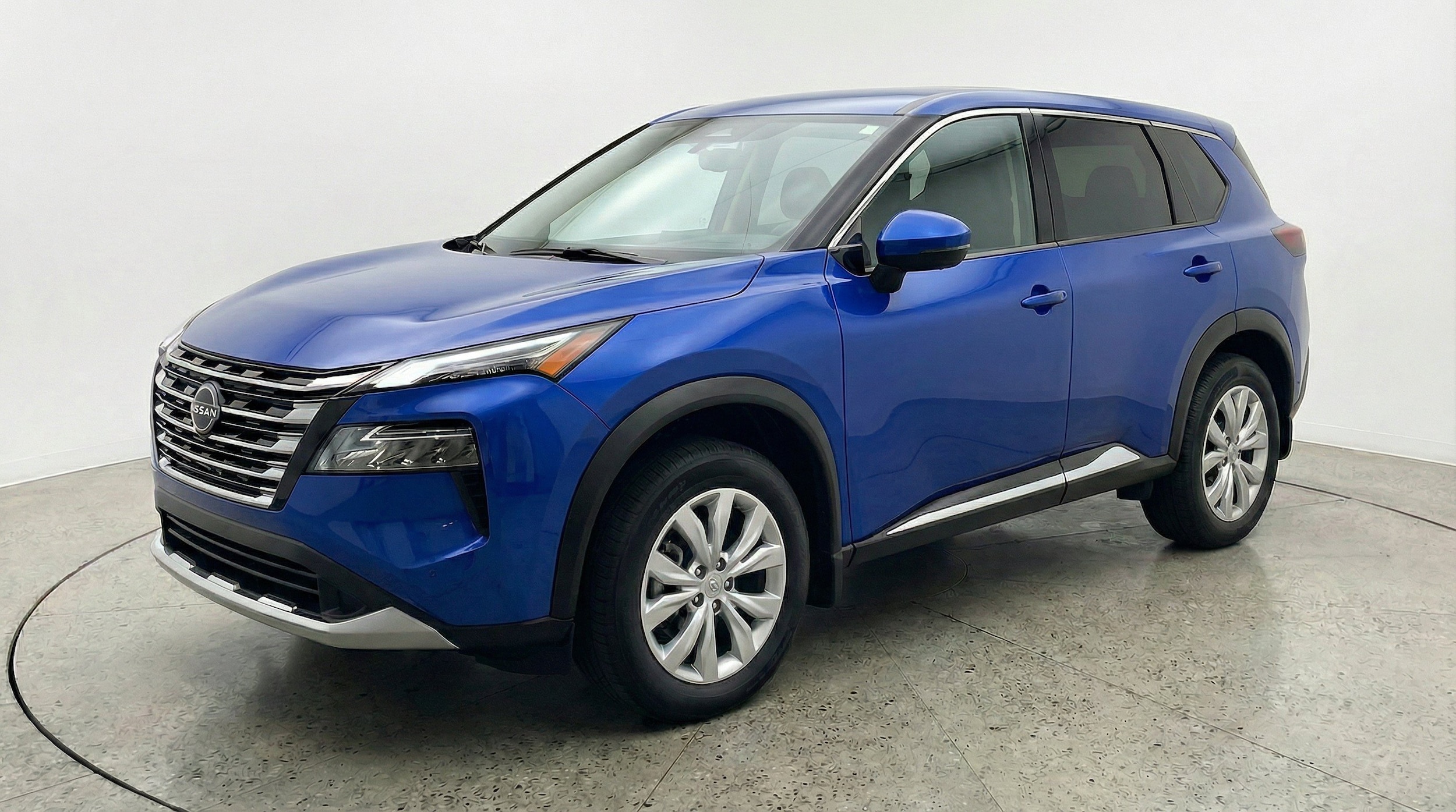 Thumbnail: 2025 Nissan Rogue - 3