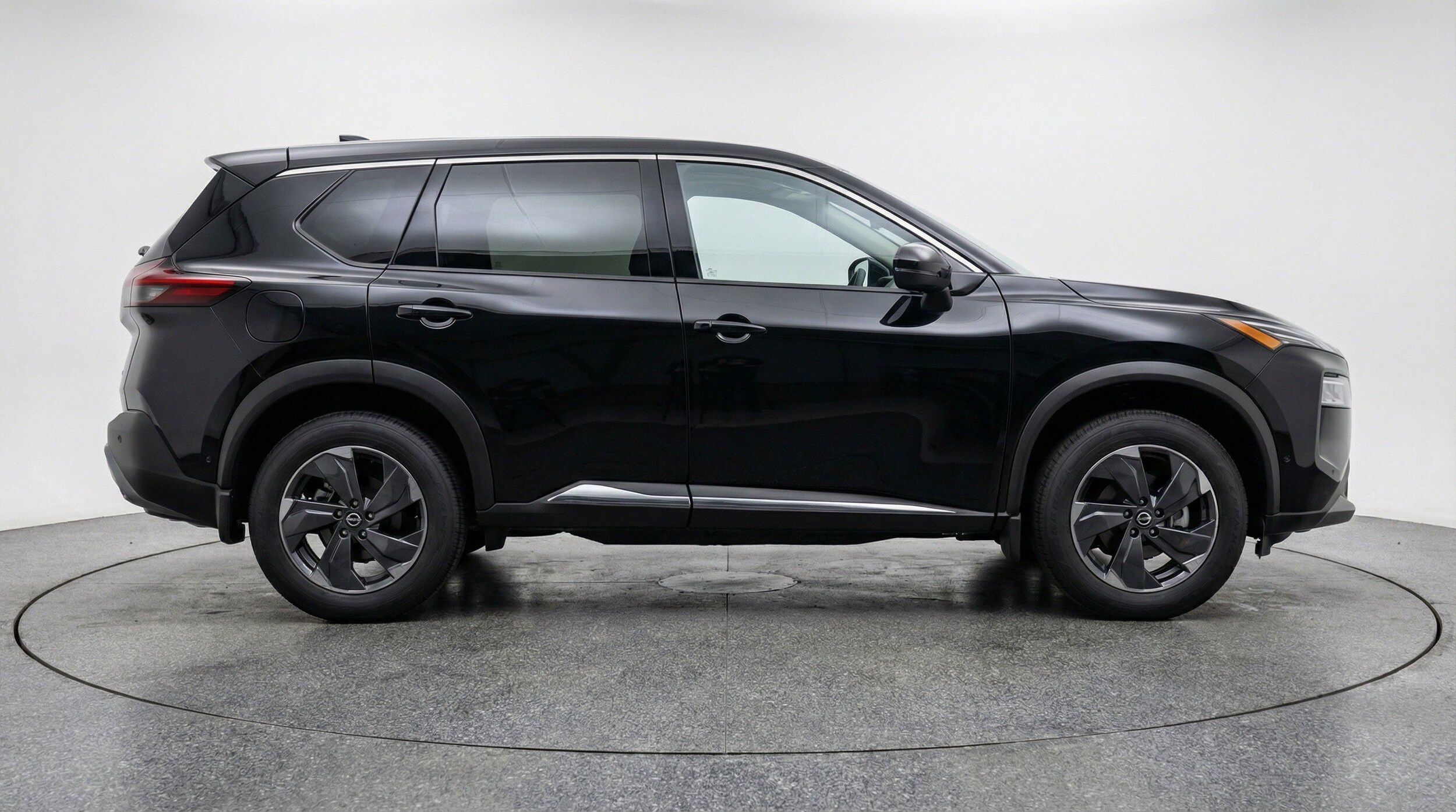 Thumbnail: 2025 Nissan Rogue - 11