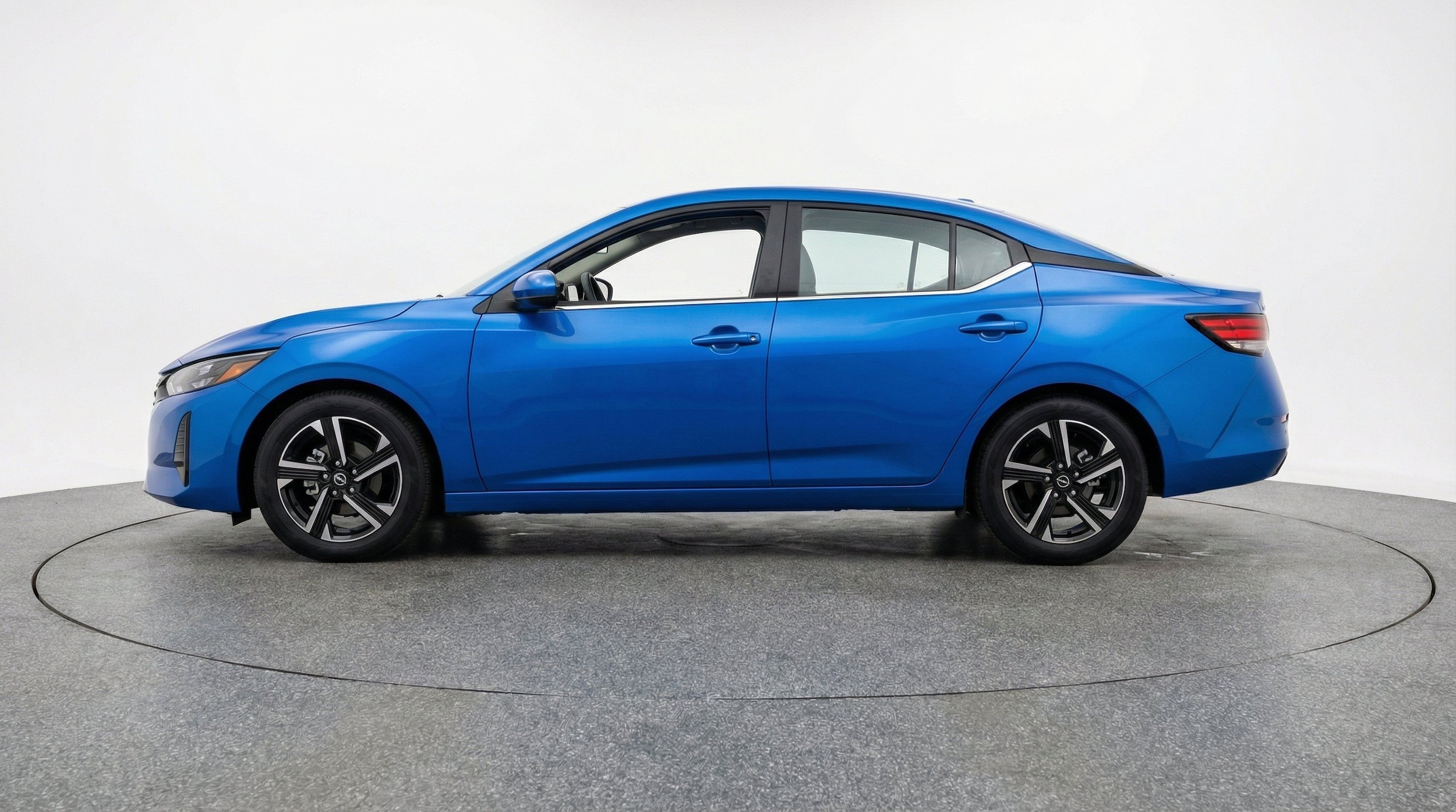 Thumbnail: 2025 Nissan Sentra - 5