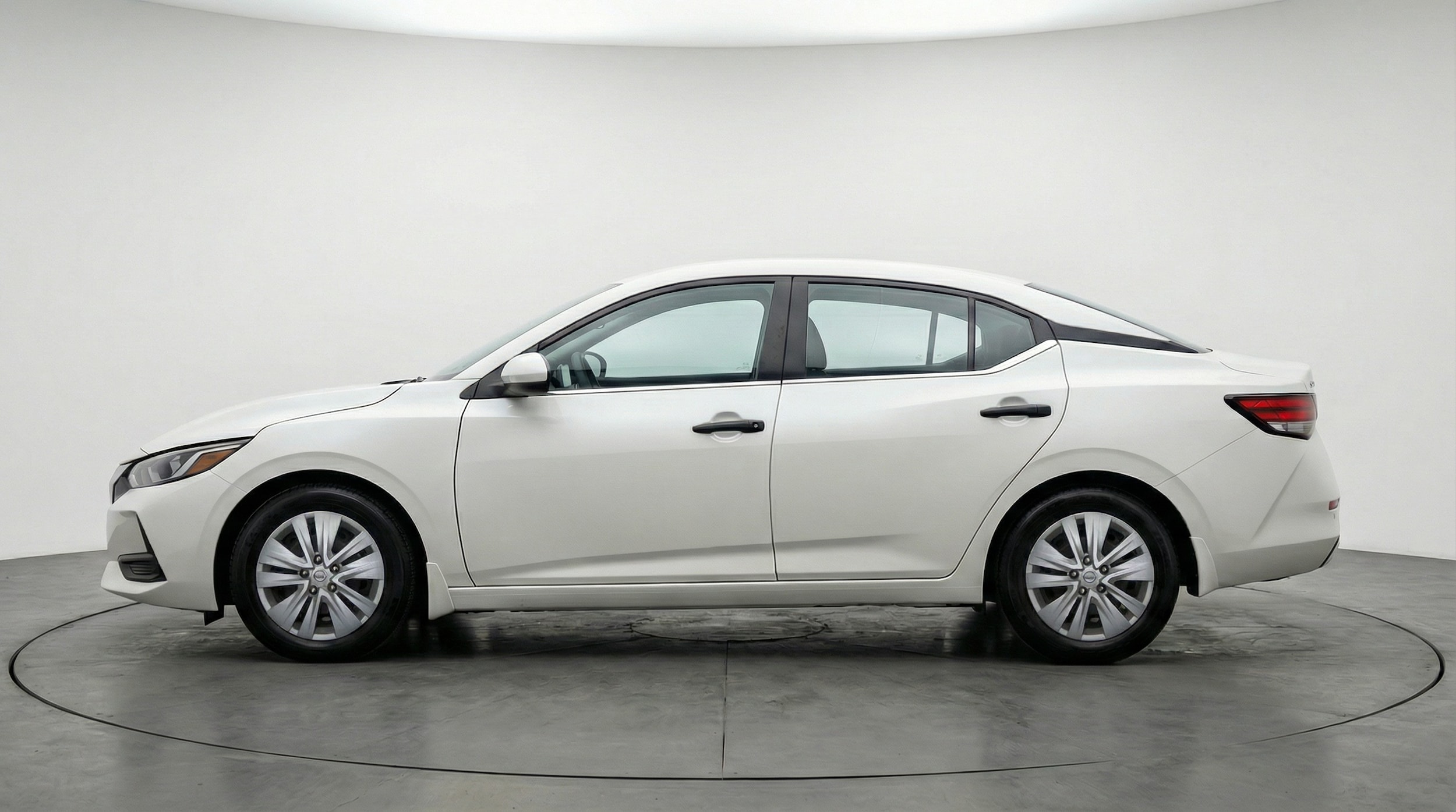 Thumbnail: 2025 Nissan Sentra - 4