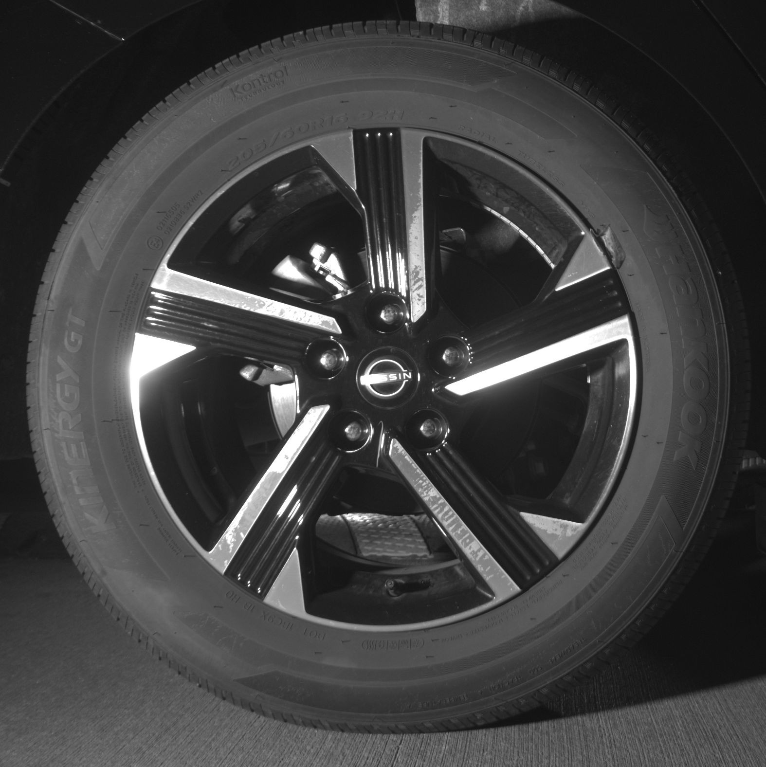 Thumbnail: 2025 Nissan Sentra - 12