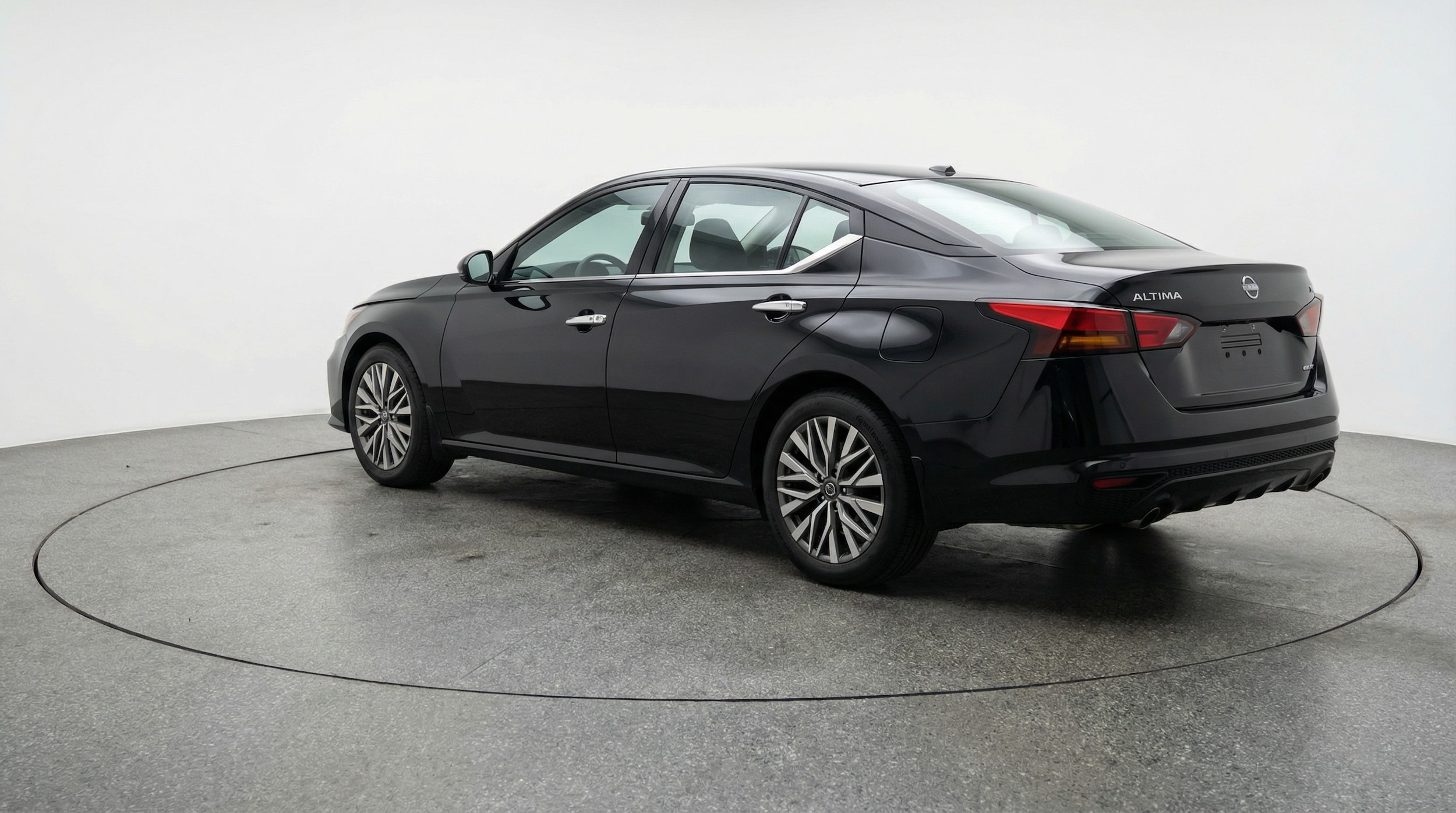 Thumbnail: 2025 Nissan Altima - 5