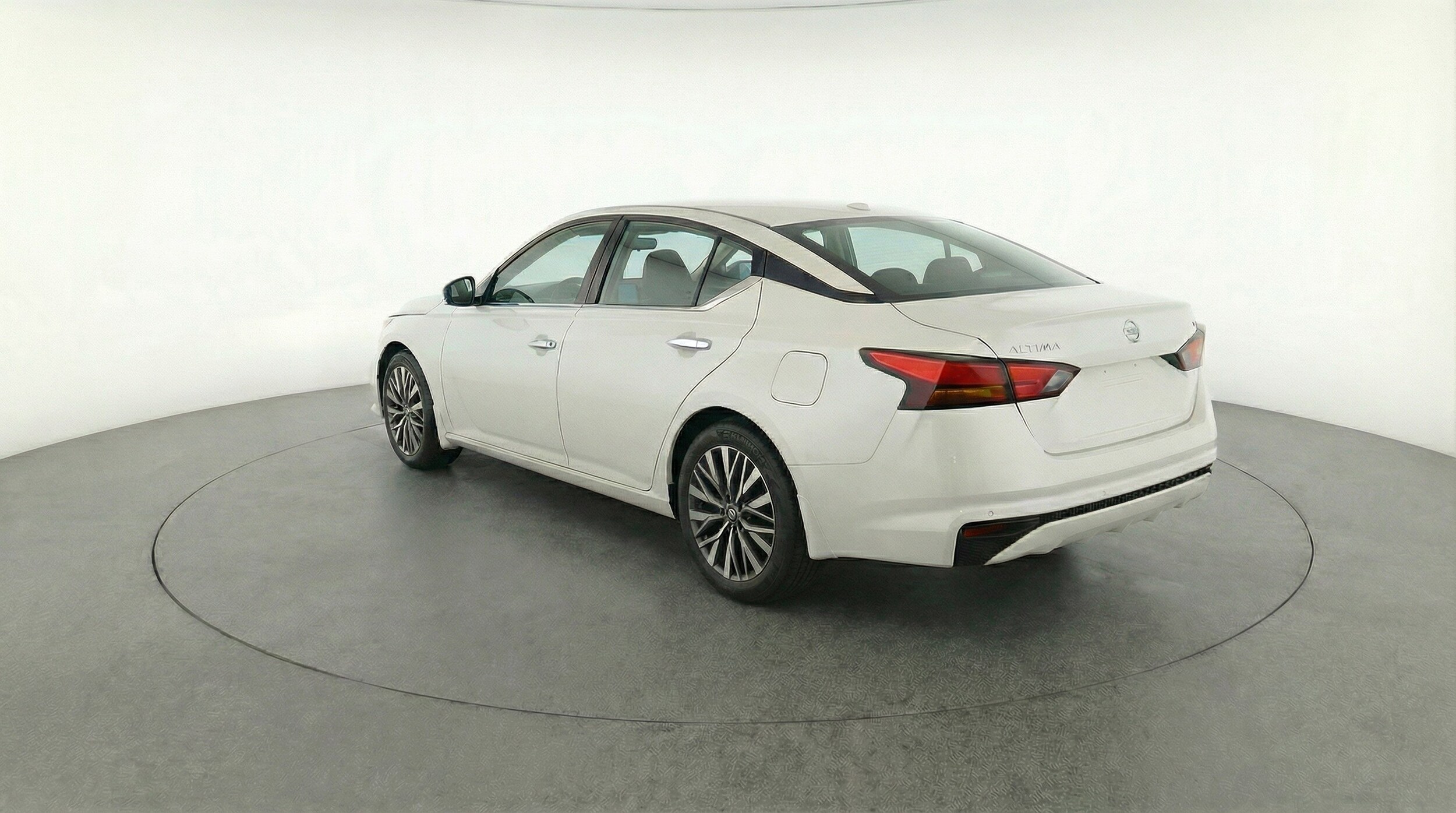 Thumbnail: 2025 Nissan Altima - 6