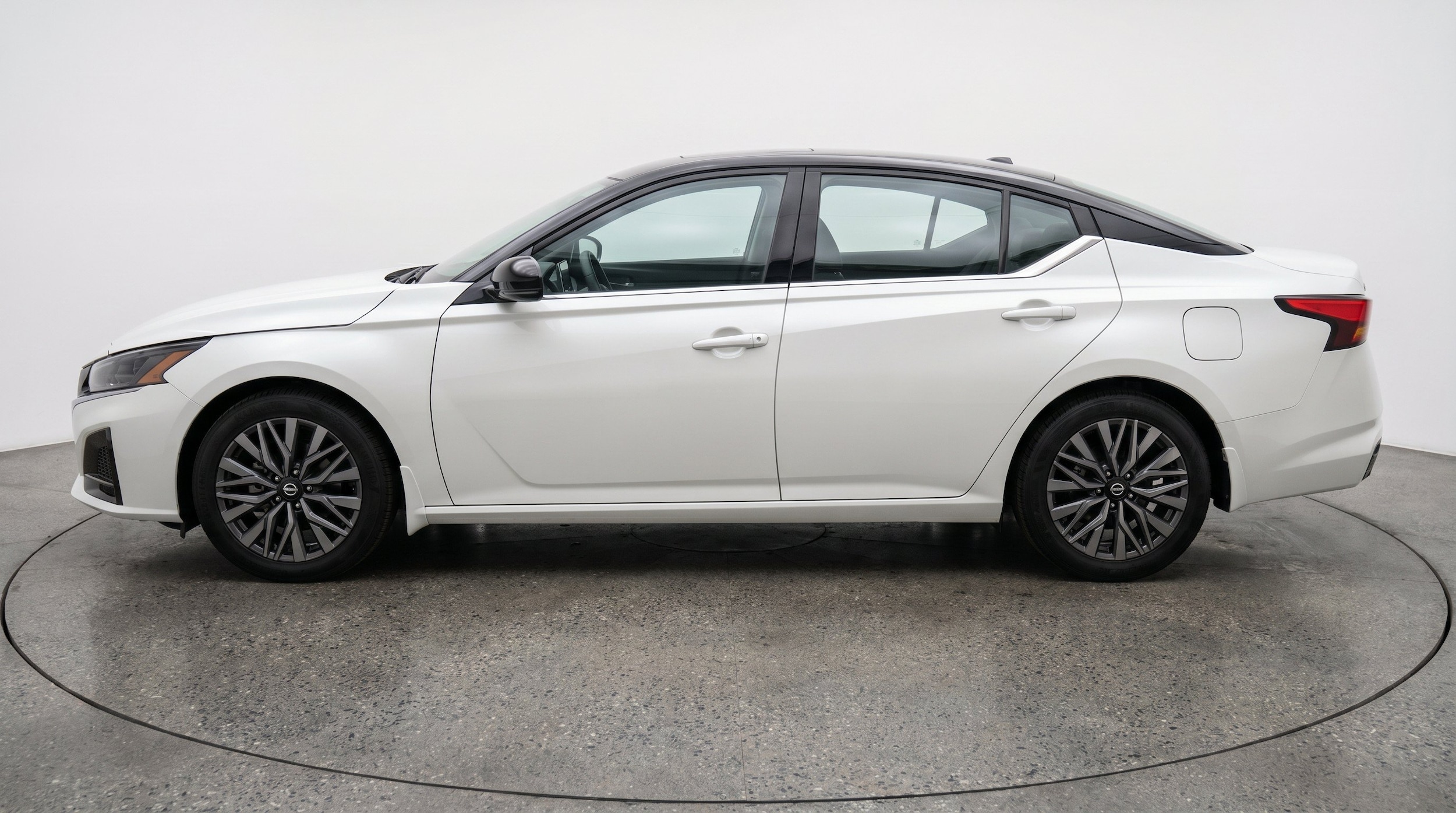 Thumbnail: 2026 Nissan Altima - 5
