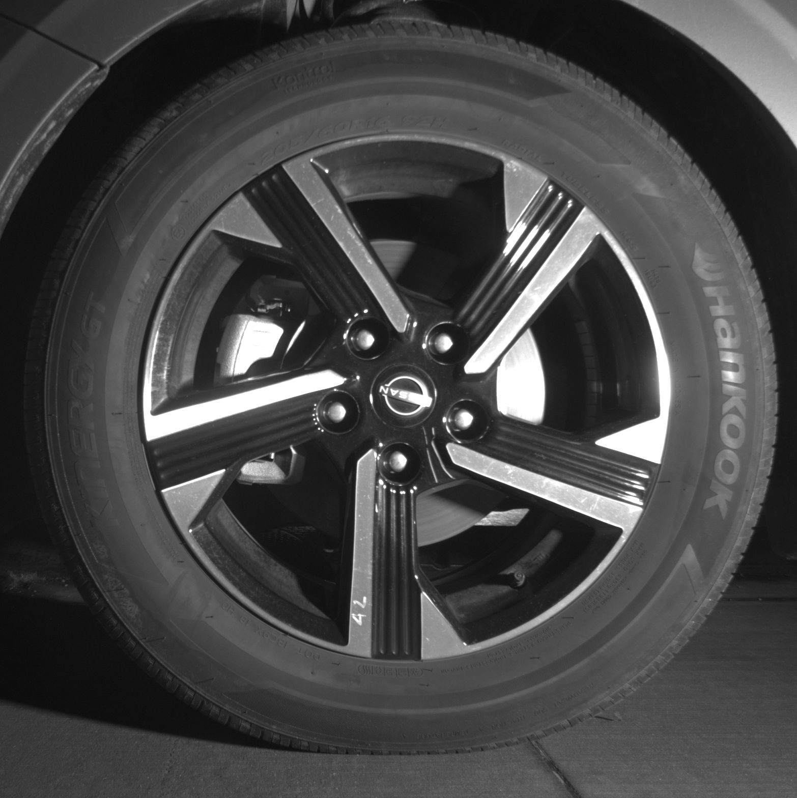 Thumbnail: 2025 Nissan Sentra - 9