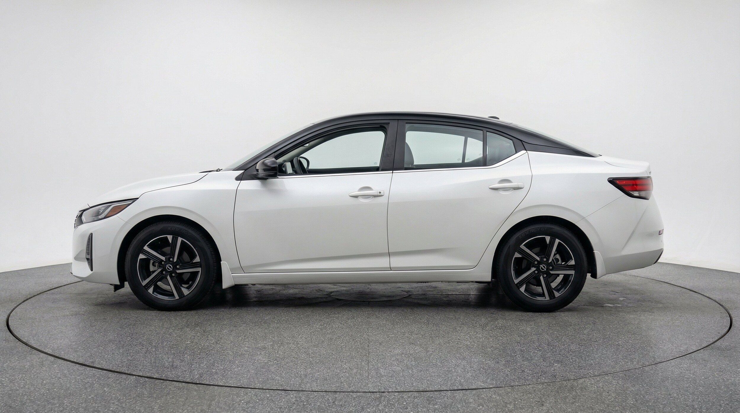 Thumbnail: 2025 Nissan Sentra - 5