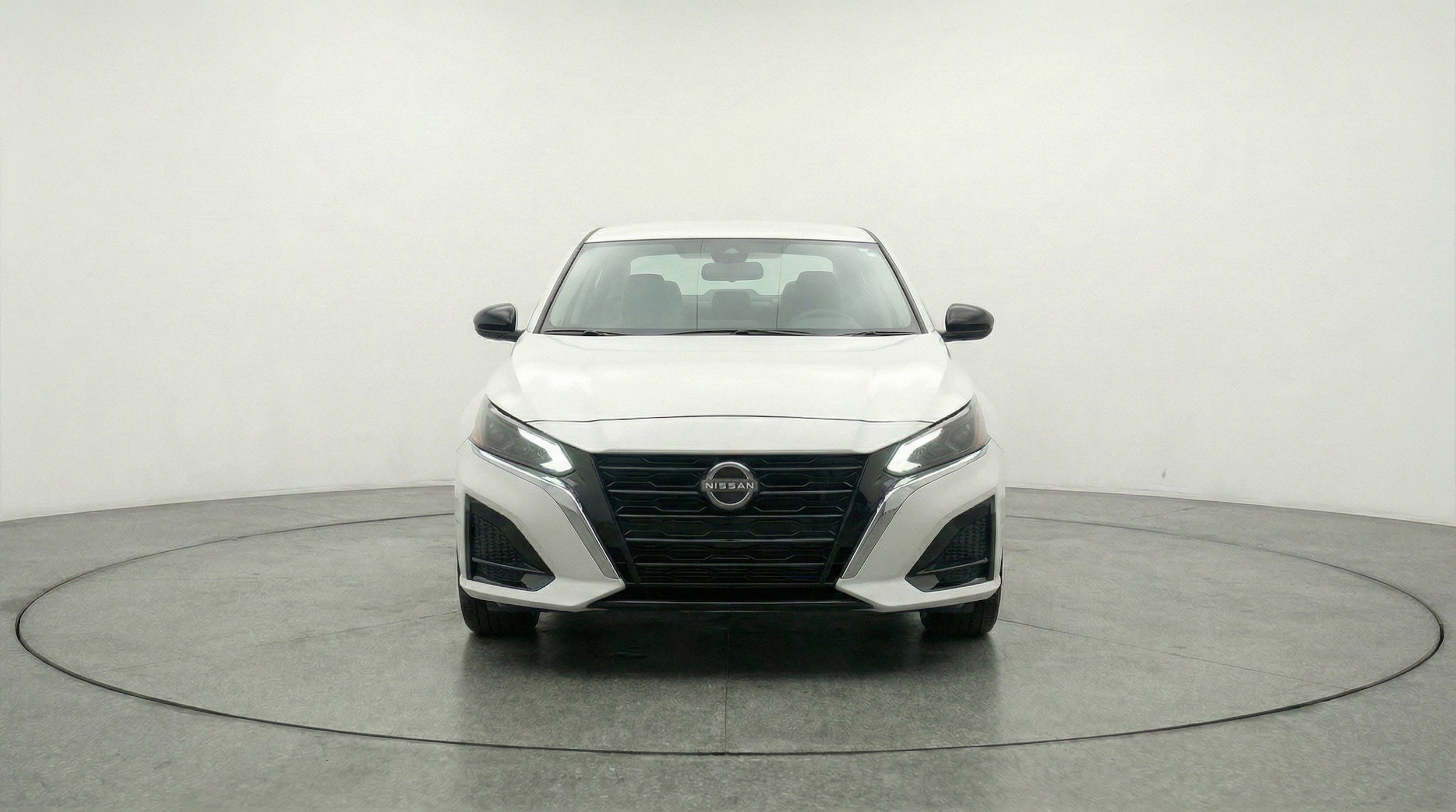 Thumbnail: 2025 Nissan Altima - 2