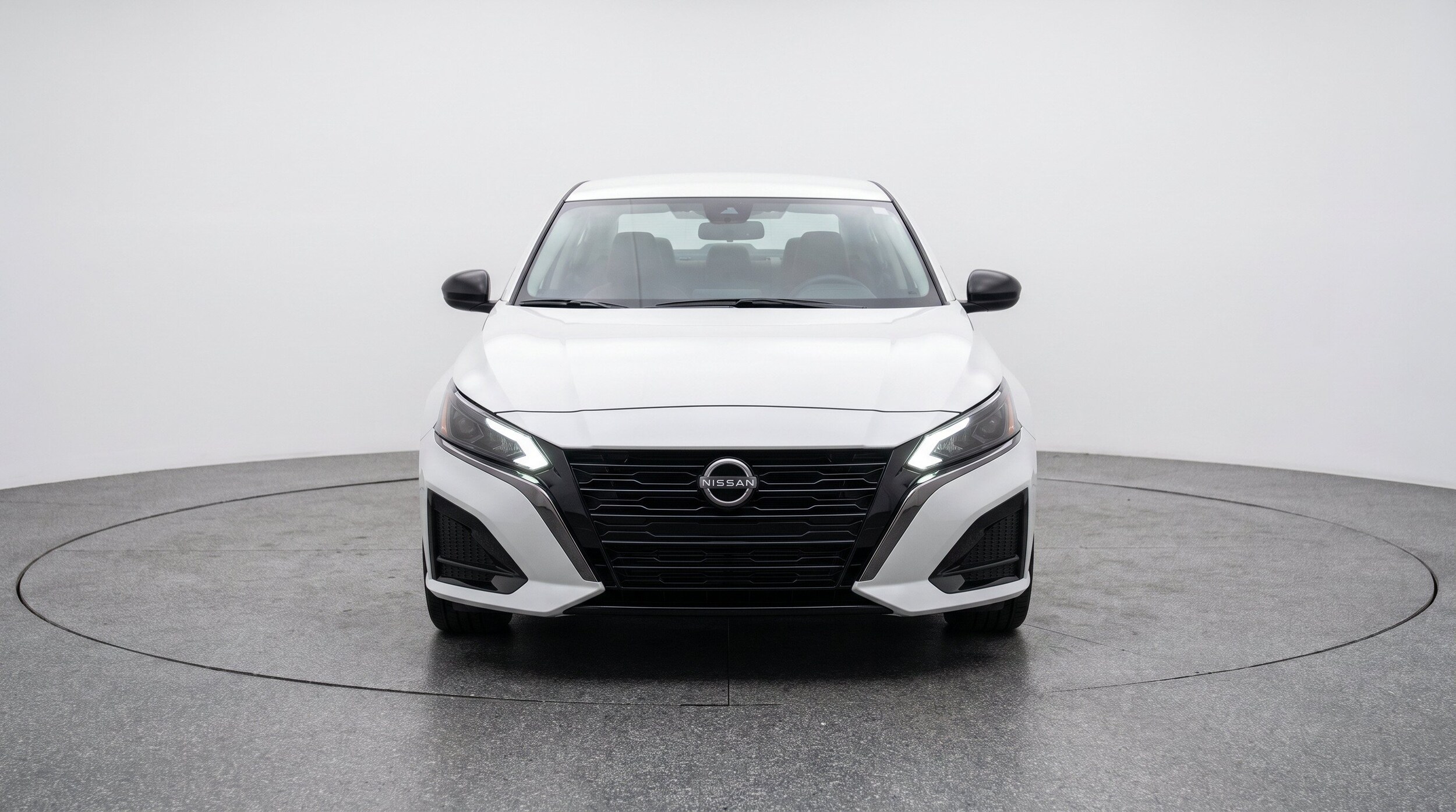 Thumbnail: 2025 Nissan Altima - 2