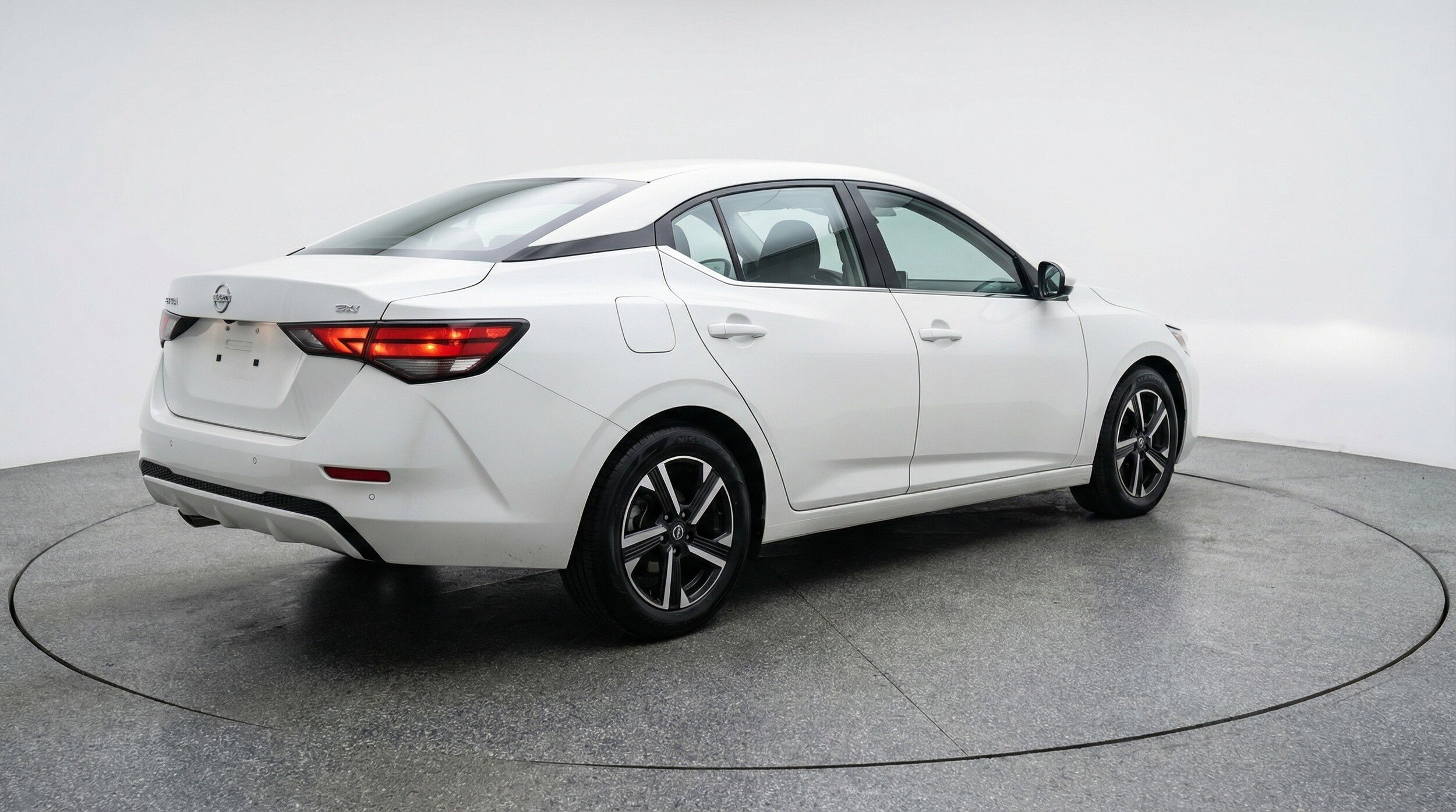 Thumbnail: 2025 Nissan Sentra - 9