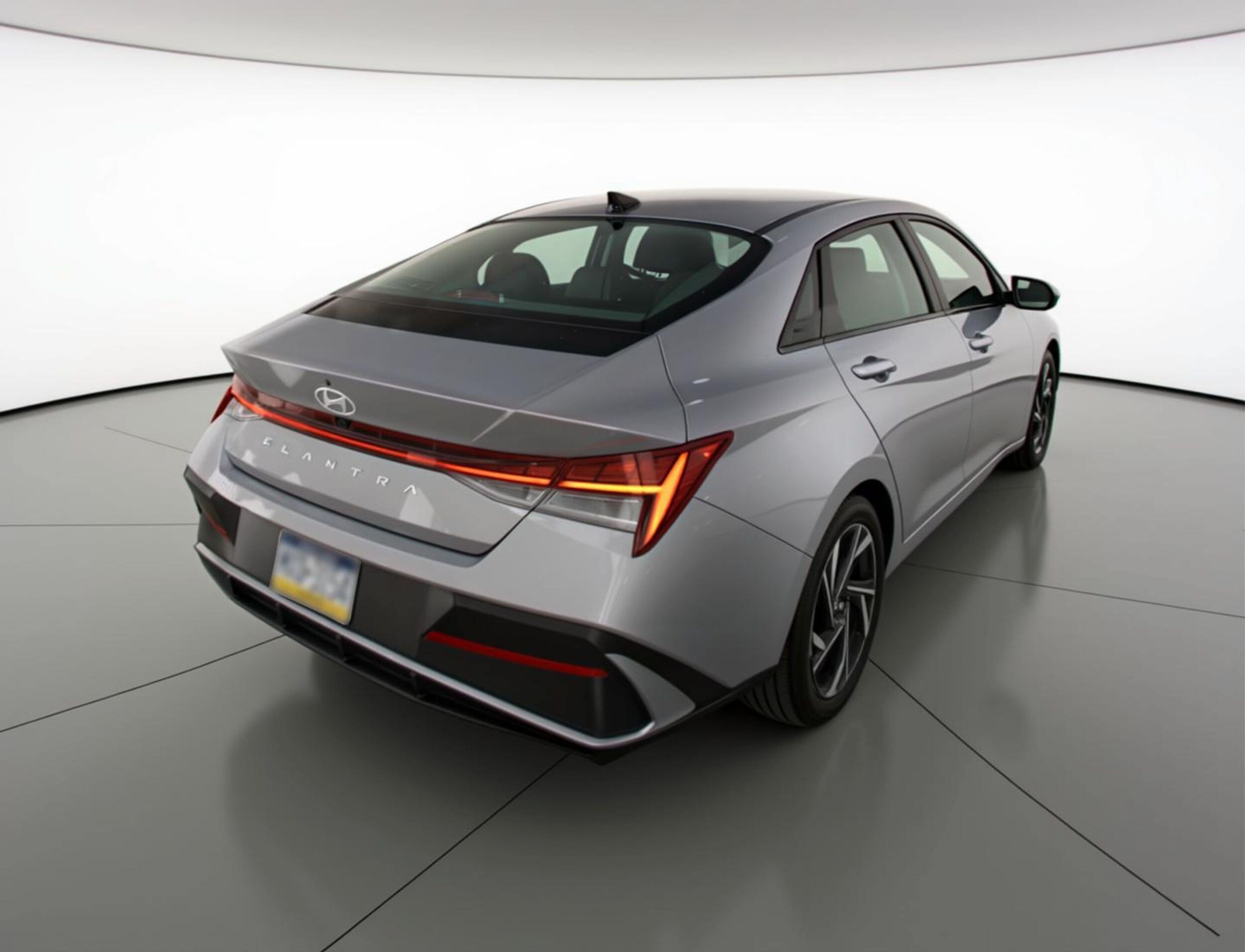 Thumbnail: 2025 Hyundai Elantra - 9