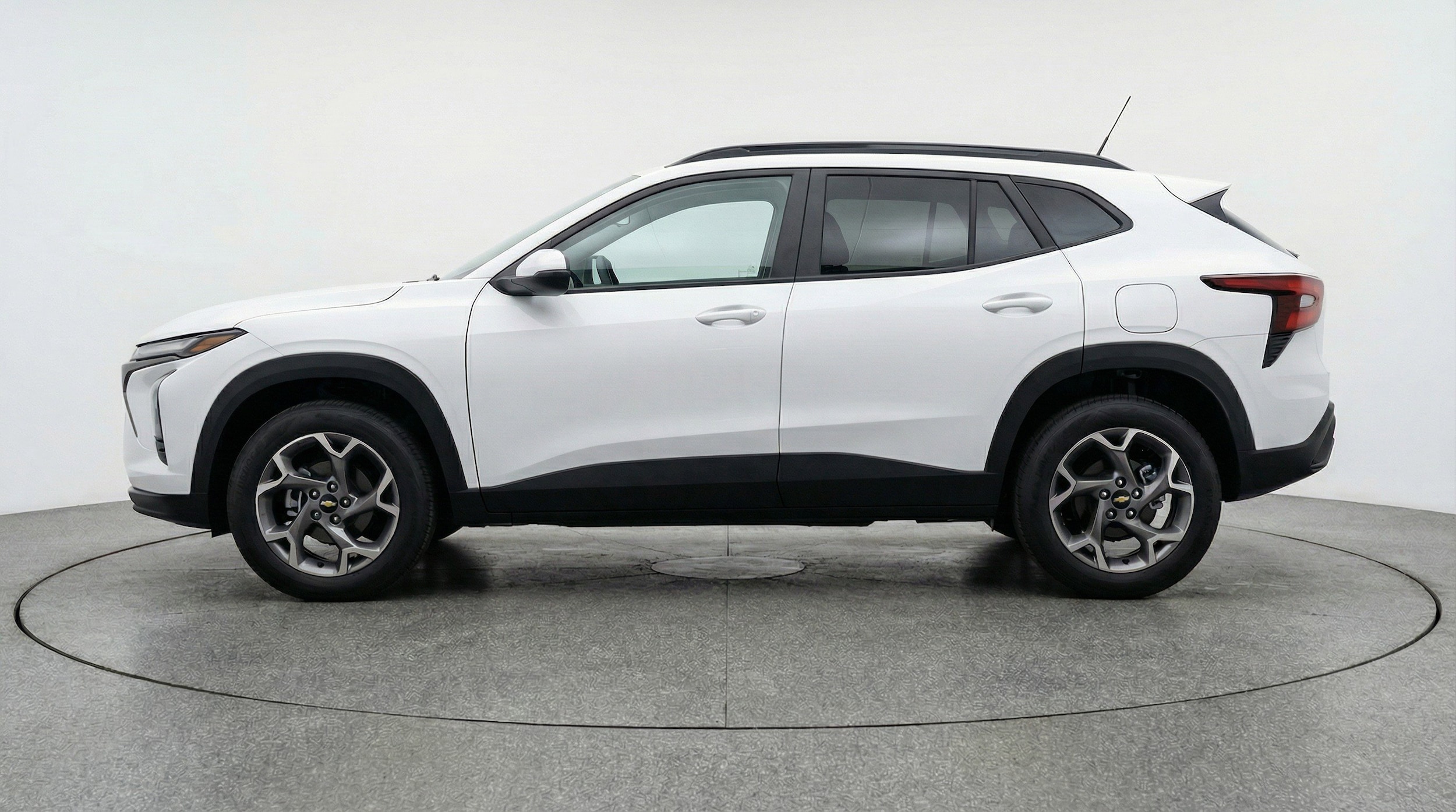 Thumbnail: 2025 Chevrolet Trax - 5