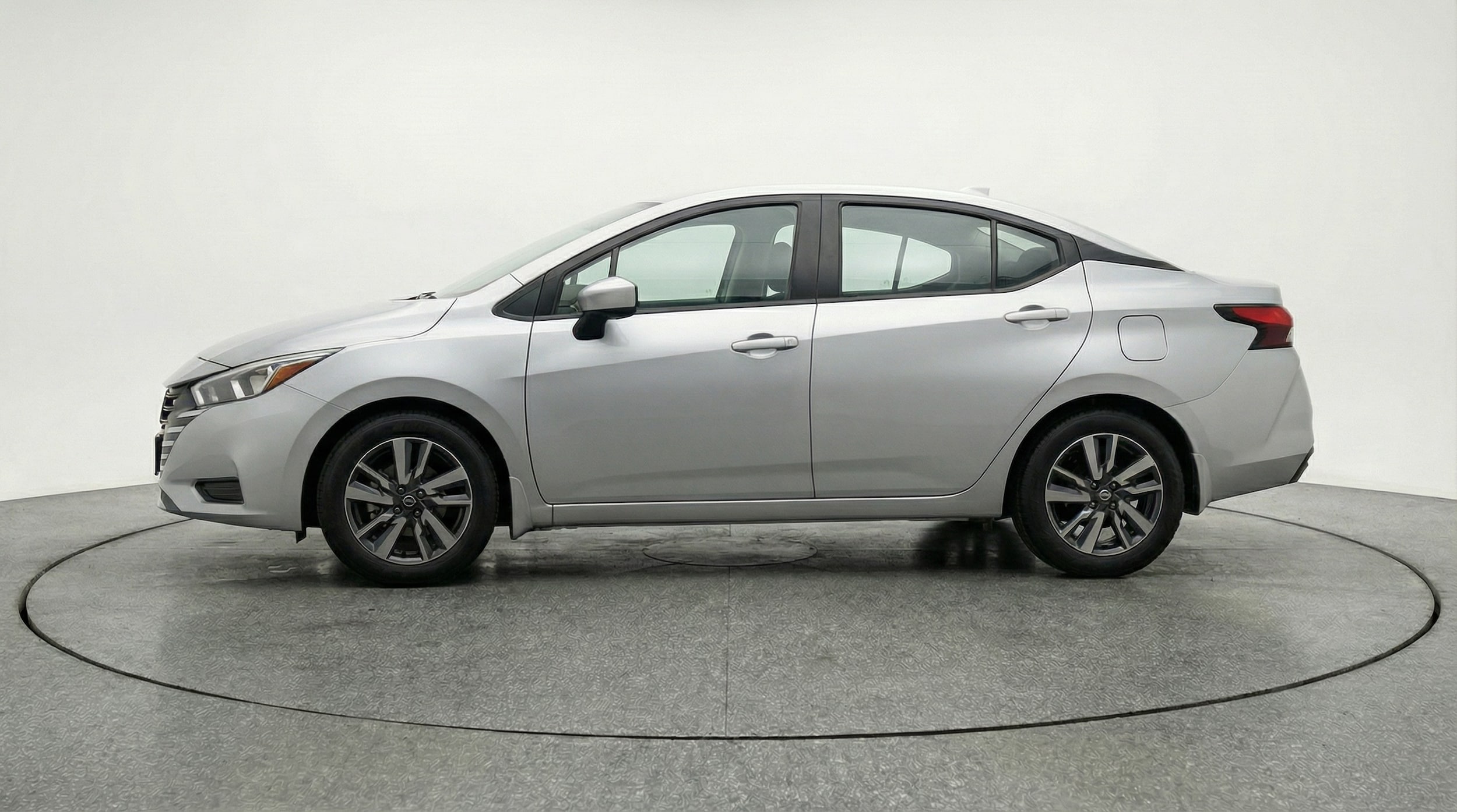 Thumbnail: 2025 Nissan Versa - 4