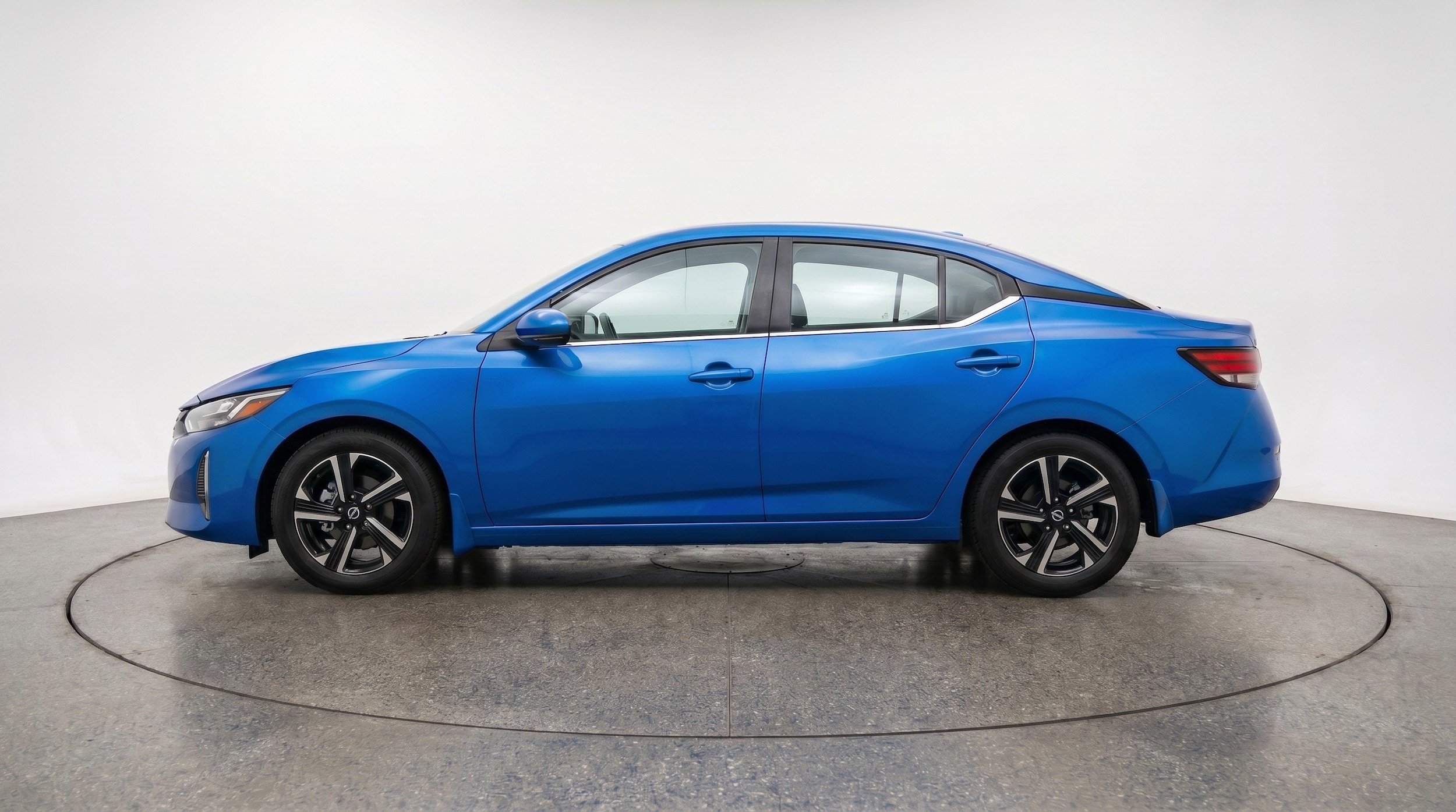 Thumbnail: 2025 Nissan Sentra - 5