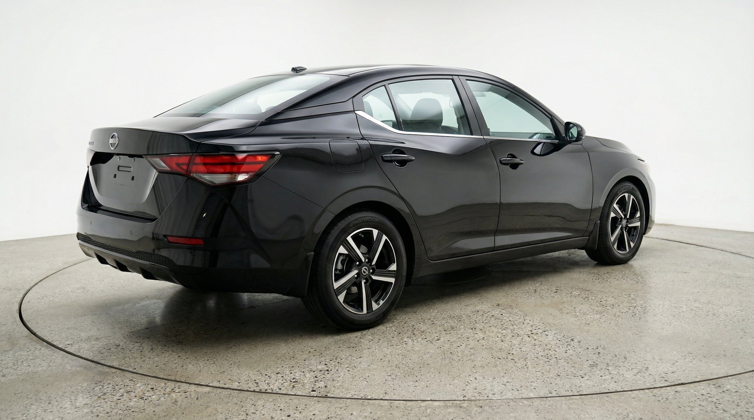 Thumbnail: 2025 Nissan Sentra - 9