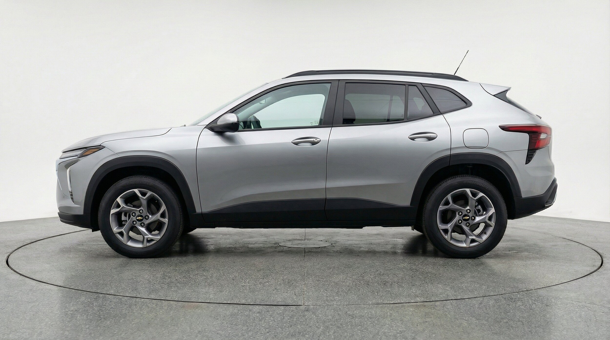 Thumbnail: 2025 Chevrolet Trax - 5