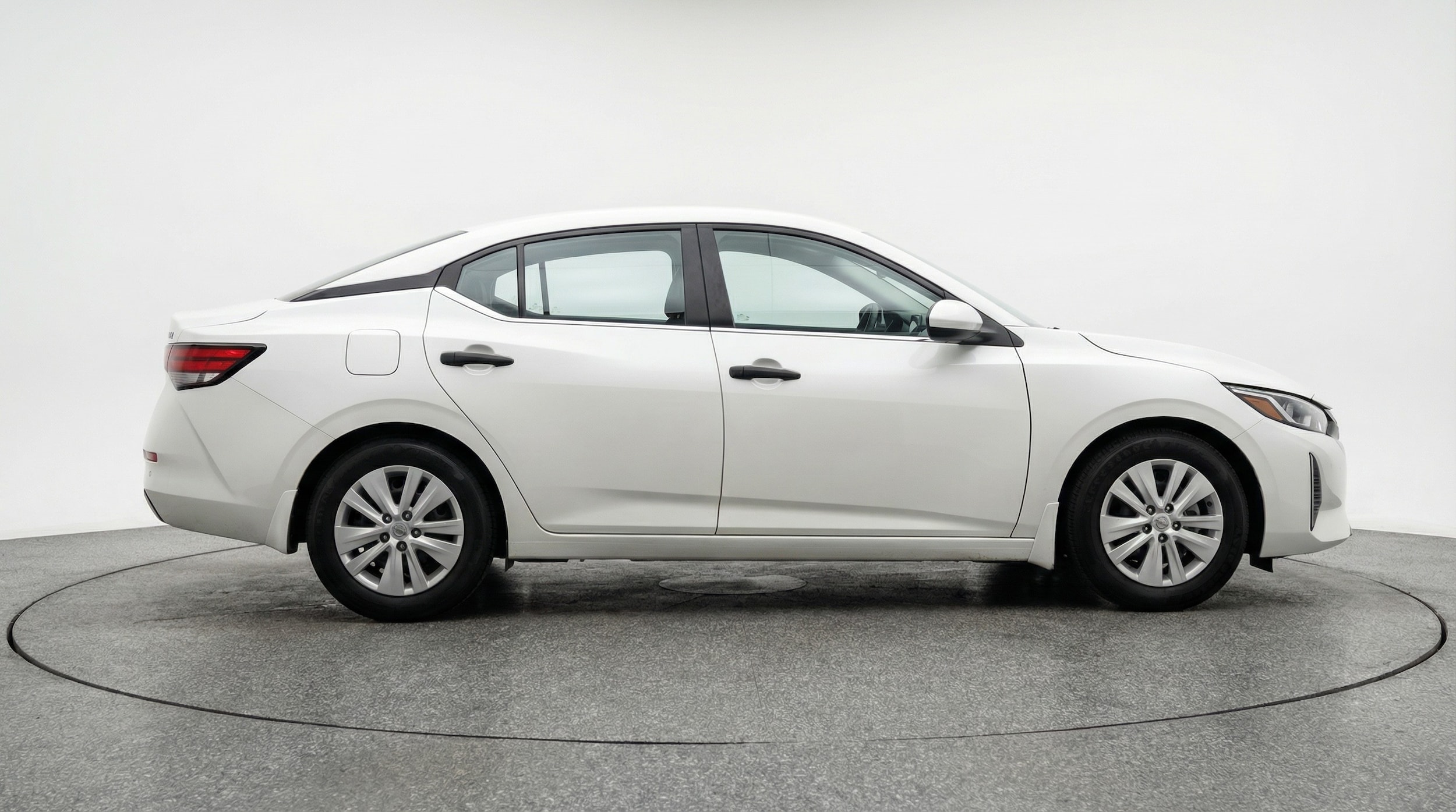 Thumbnail: 2025 Nissan Sentra - 8