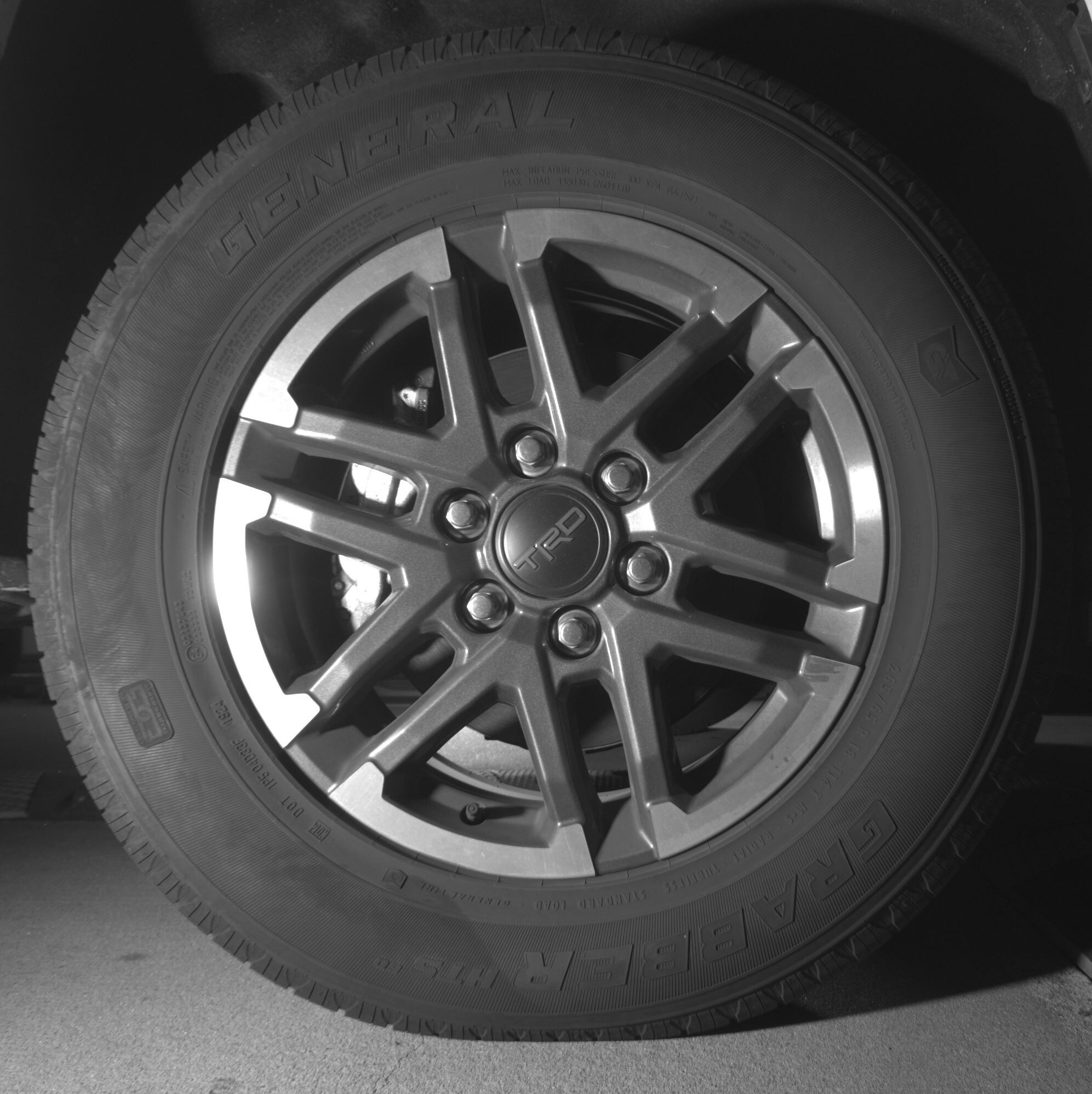 Thumbnail: 2024 Toyota Tacoma - 10