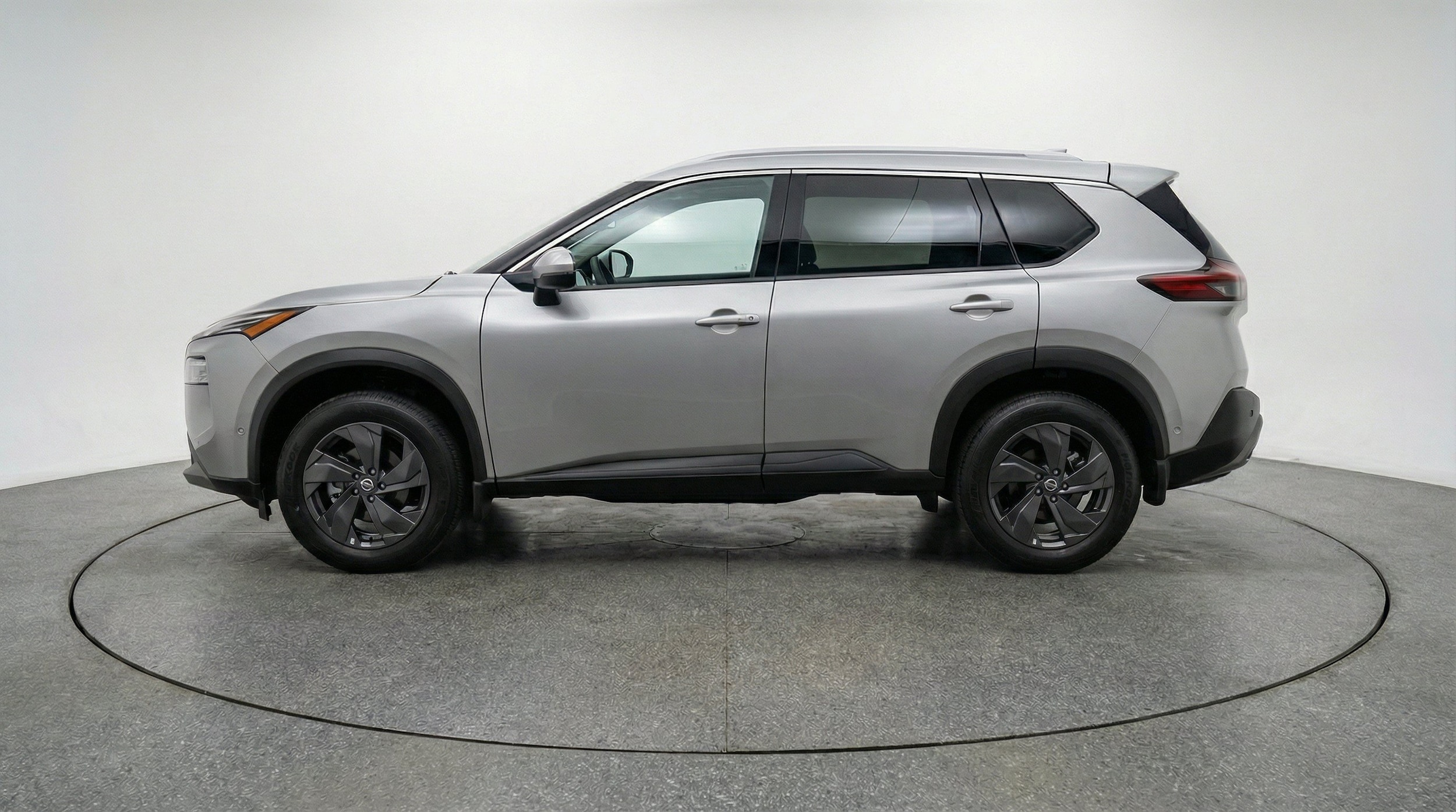 Thumbnail: 2026 Nissan Rogue - 5