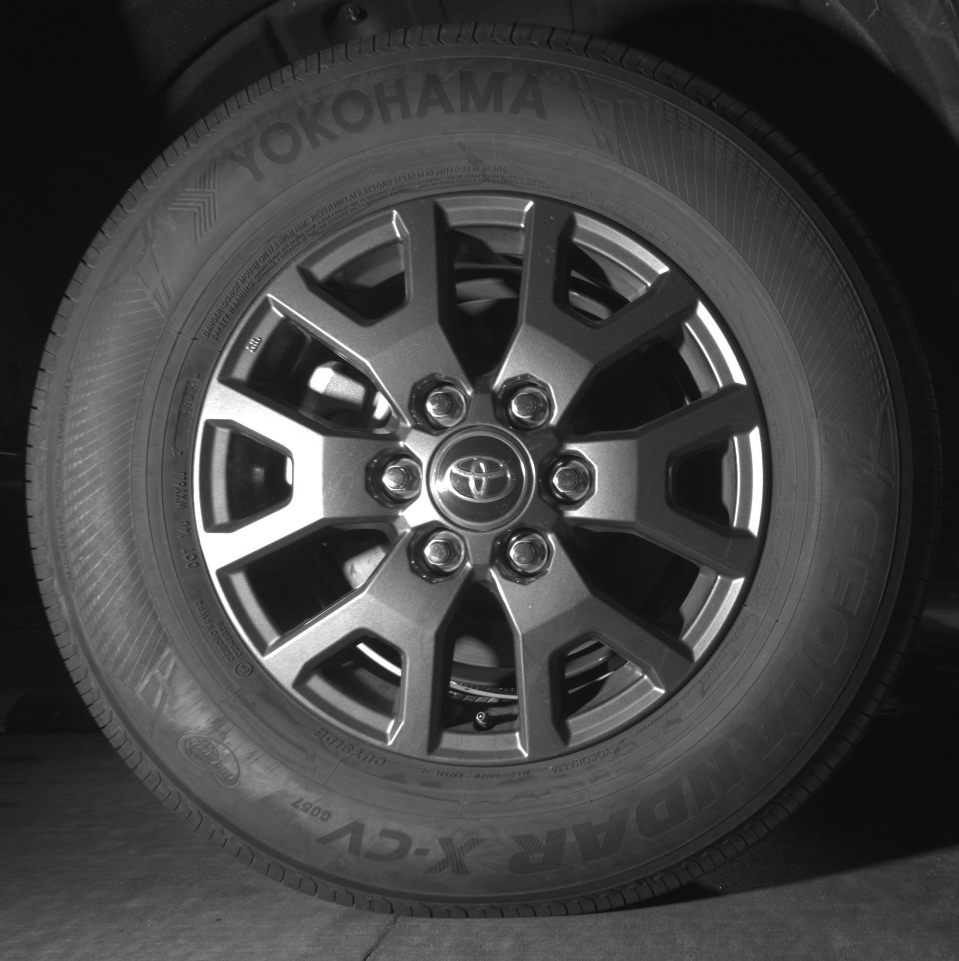 Thumbnail: 2025 Toyota 4Runner - 15