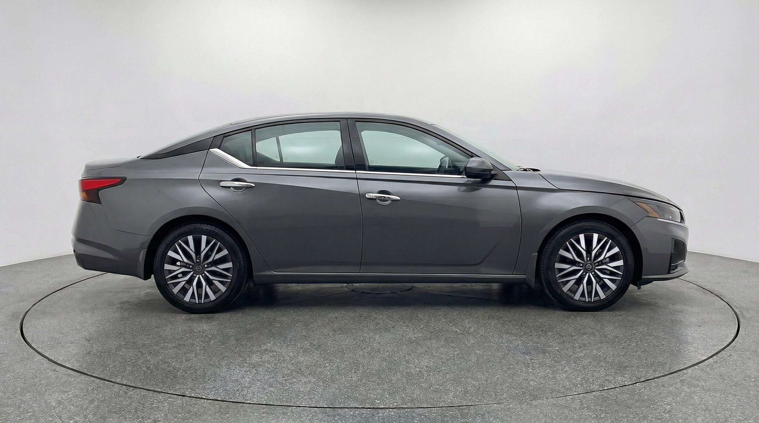 Thumbnail: 2025 Nissan Altima - 11
