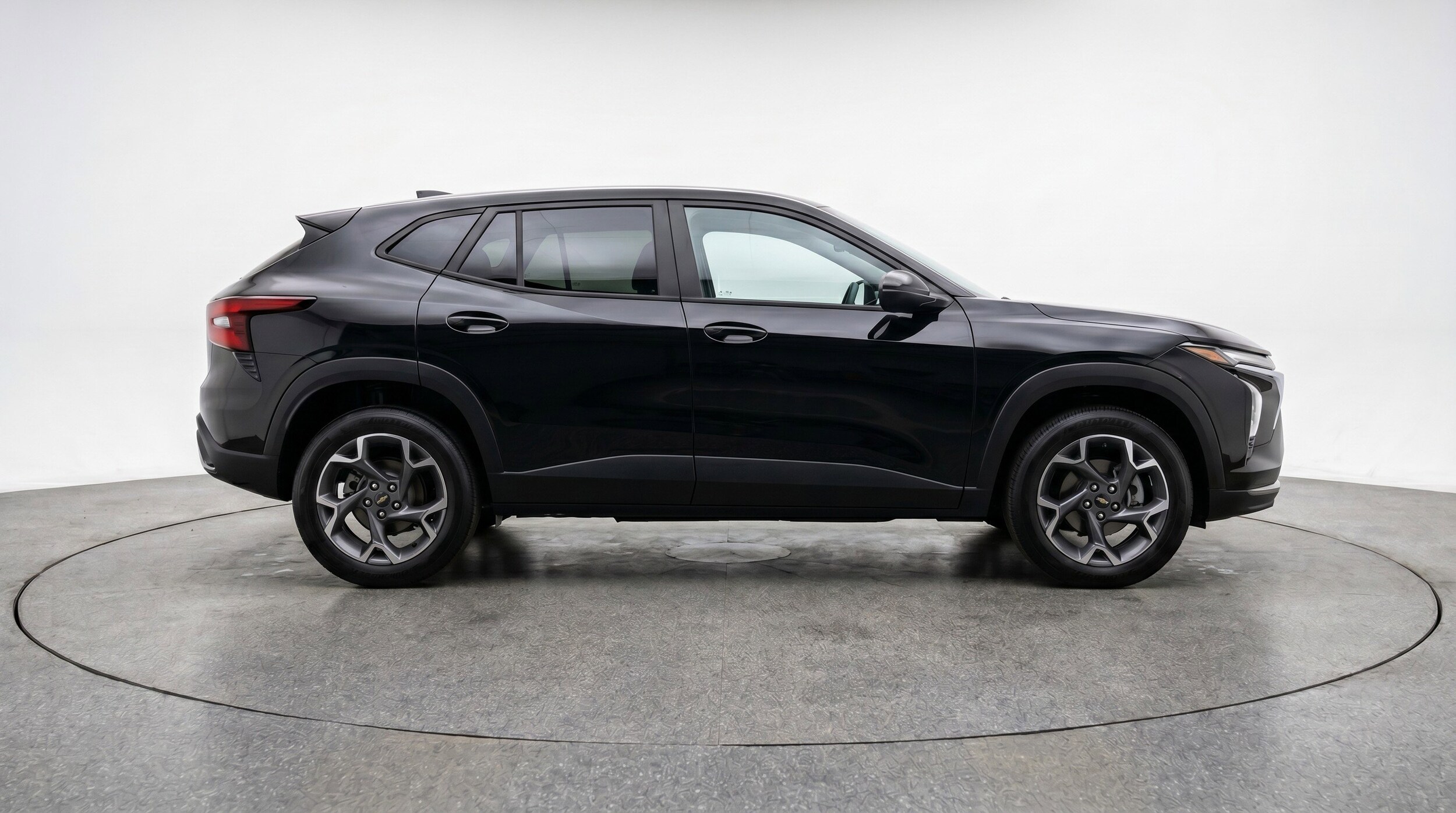 Thumbnail: 2025 Chevrolet Trax - 11