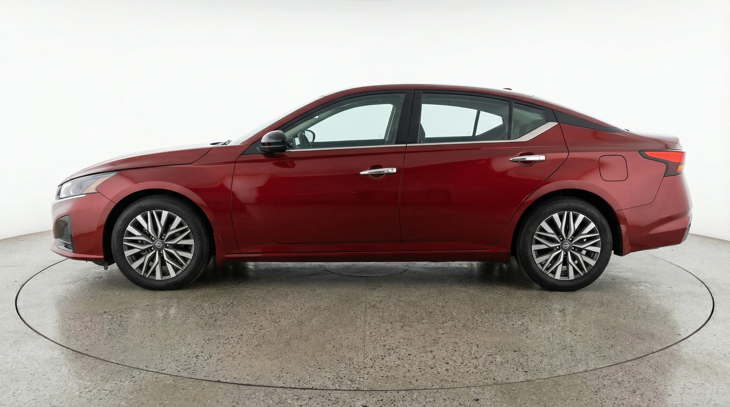 Thumbnail: 2025 Nissan Altima - 4