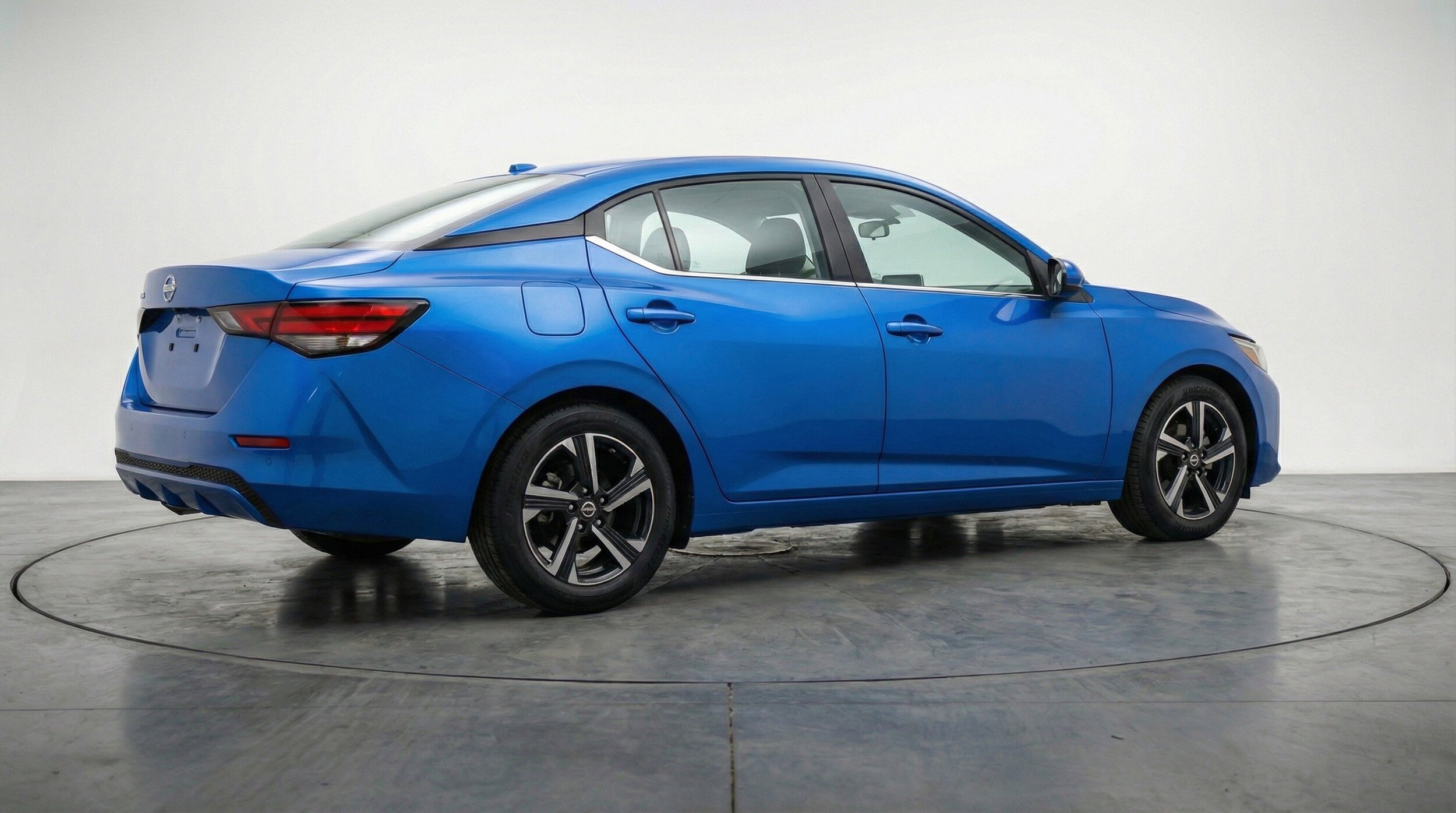 Thumbnail: 2025 Nissan Sentra - 9