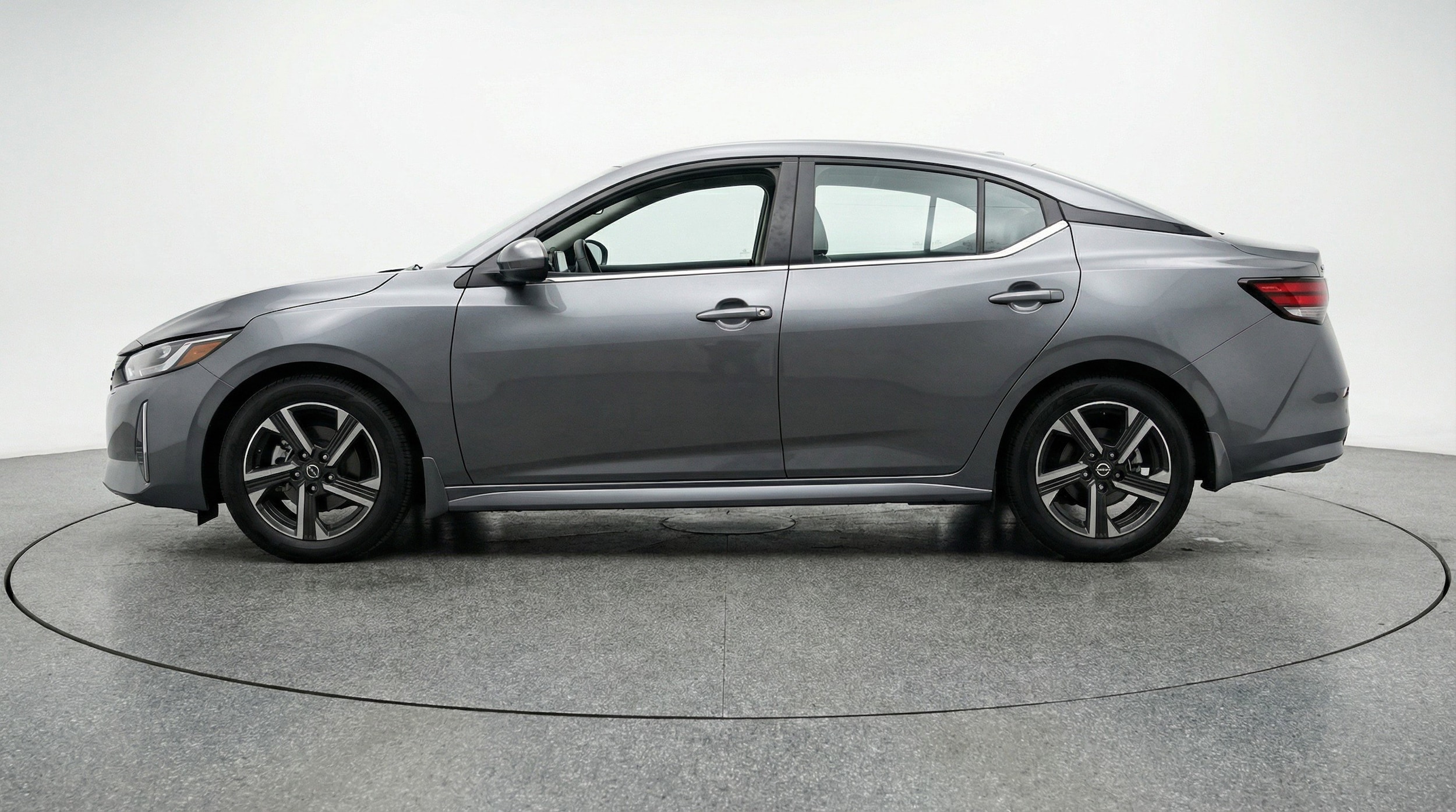Thumbnail: 2025 Nissan Sentra - 5