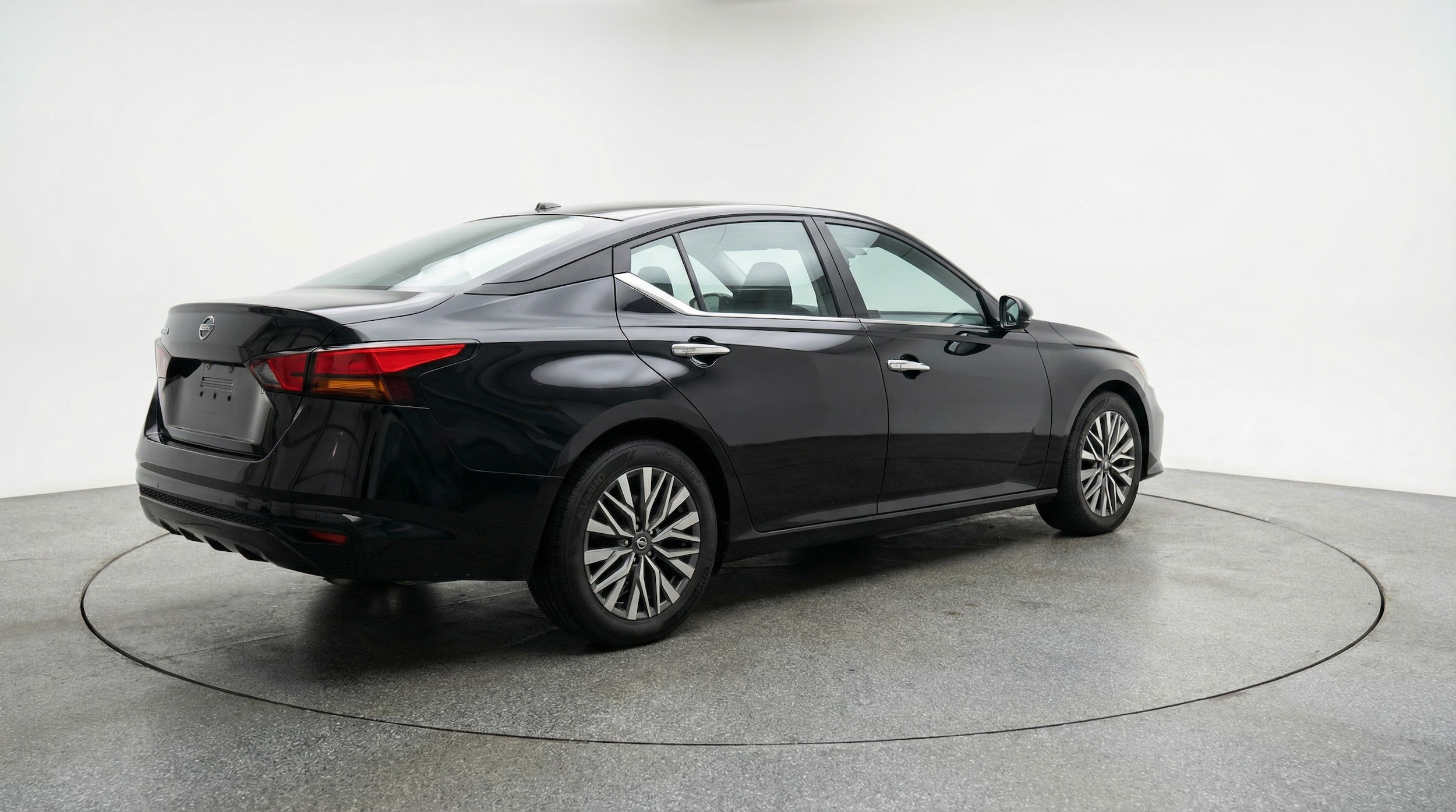 Thumbnail: 2025 Nissan Altima - 7