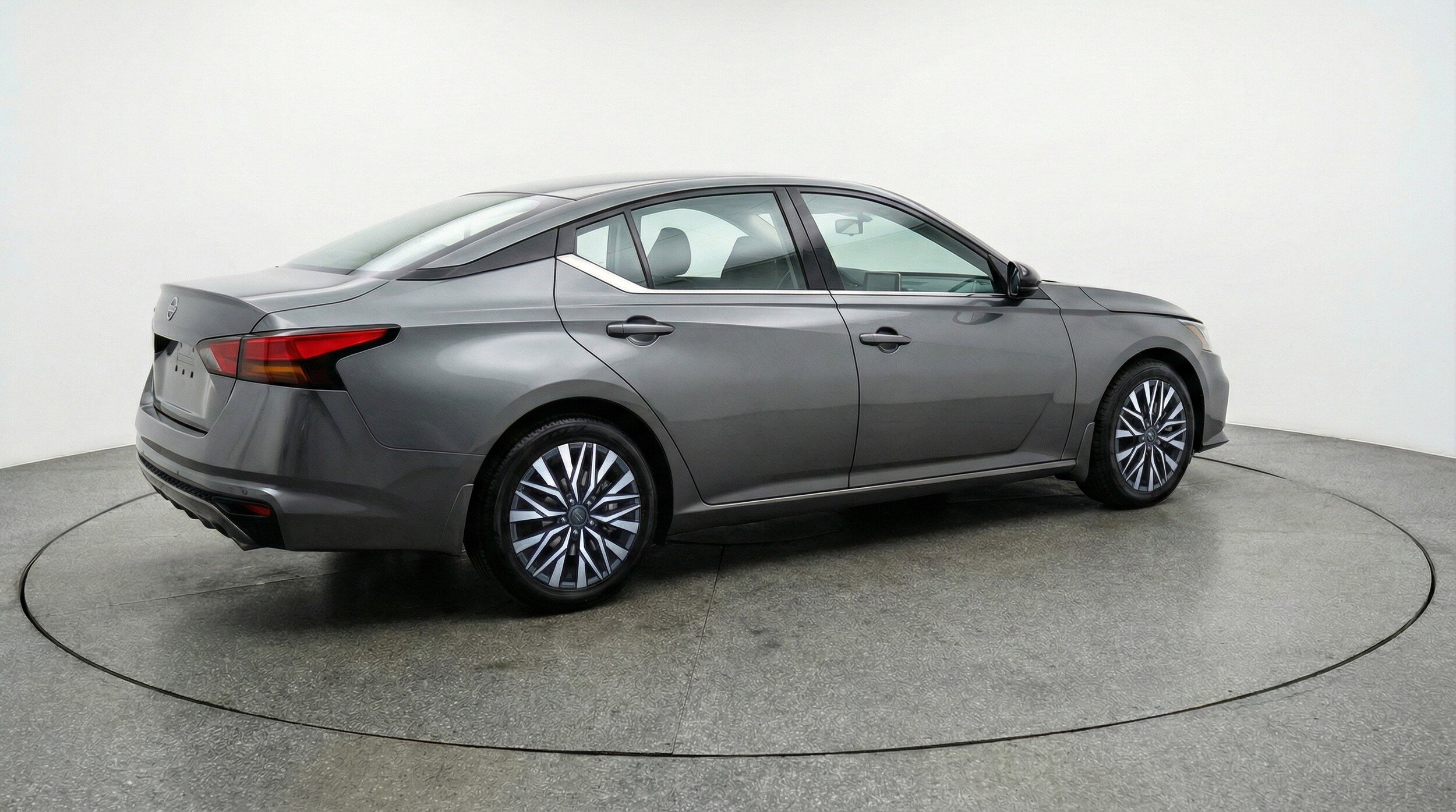 Thumbnail: 2025 Nissan Altima - 9