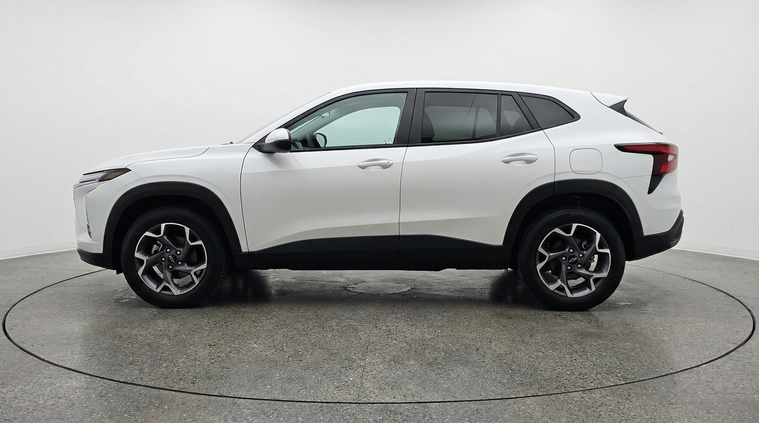 Thumbnail: 2025 Chevrolet Trax - 4