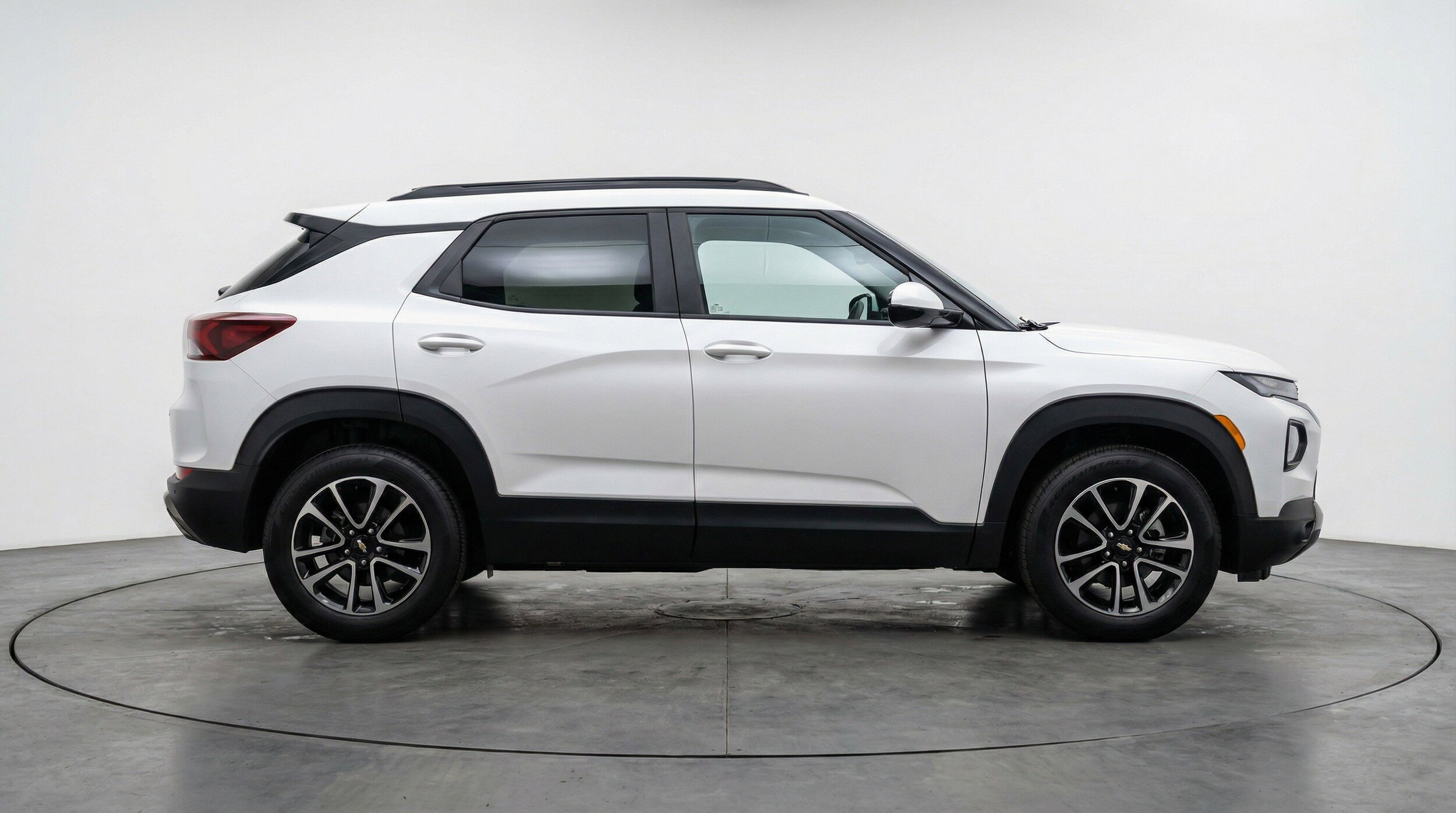 Thumbnail: 2025 Chevrolet TrailBlazer - 11