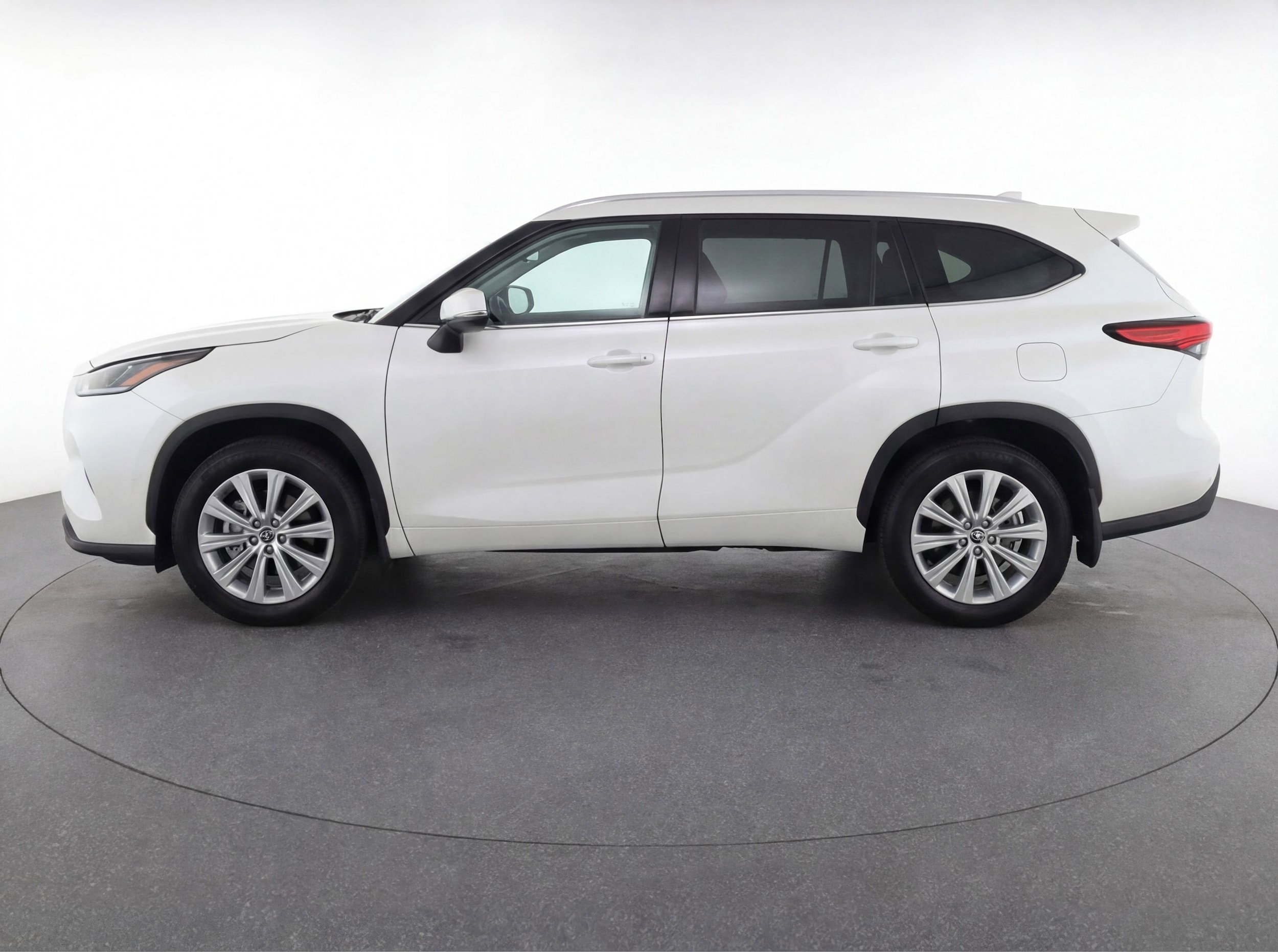 Thumbnail: 2024 Toyota Grand Highlander - 5