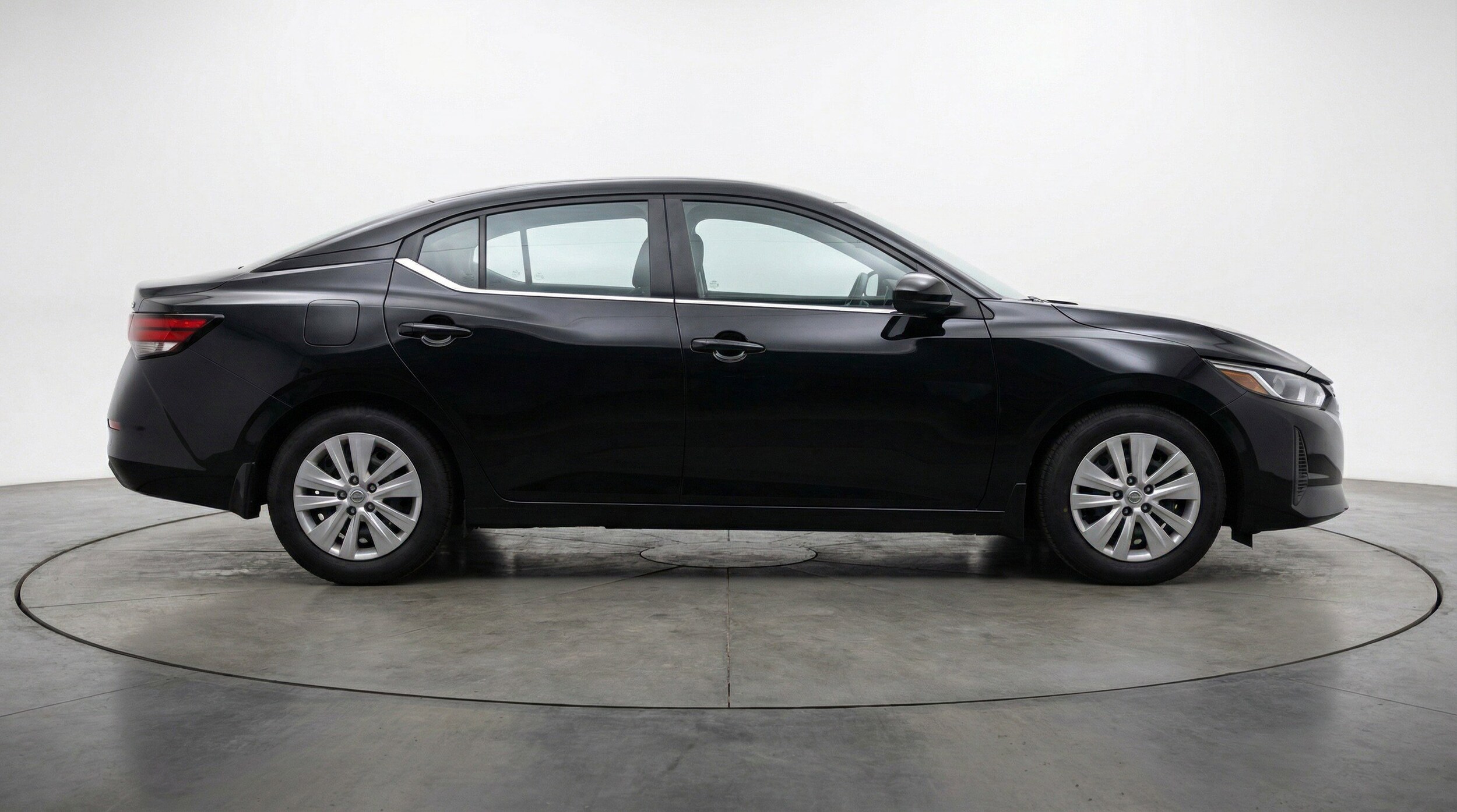 Thumbnail: 2025 Nissan Sentra - 11