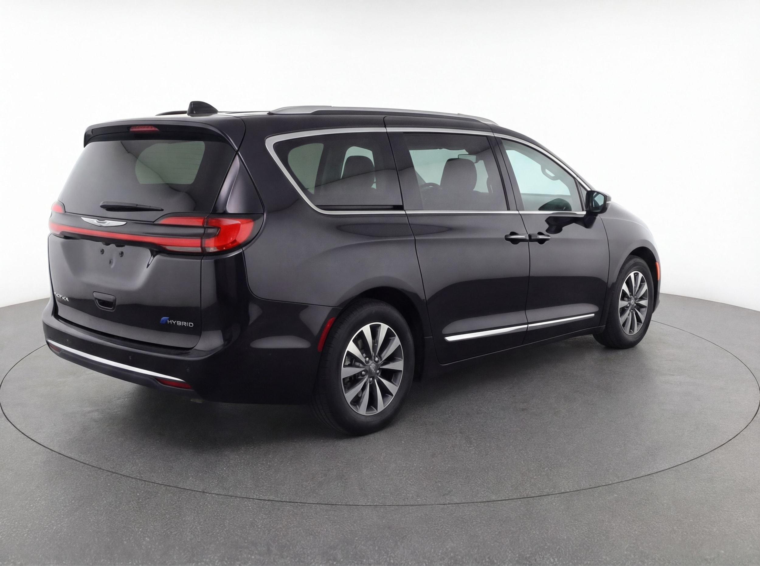 Thumbnail: 2023 Chrysler Pacifica - 7