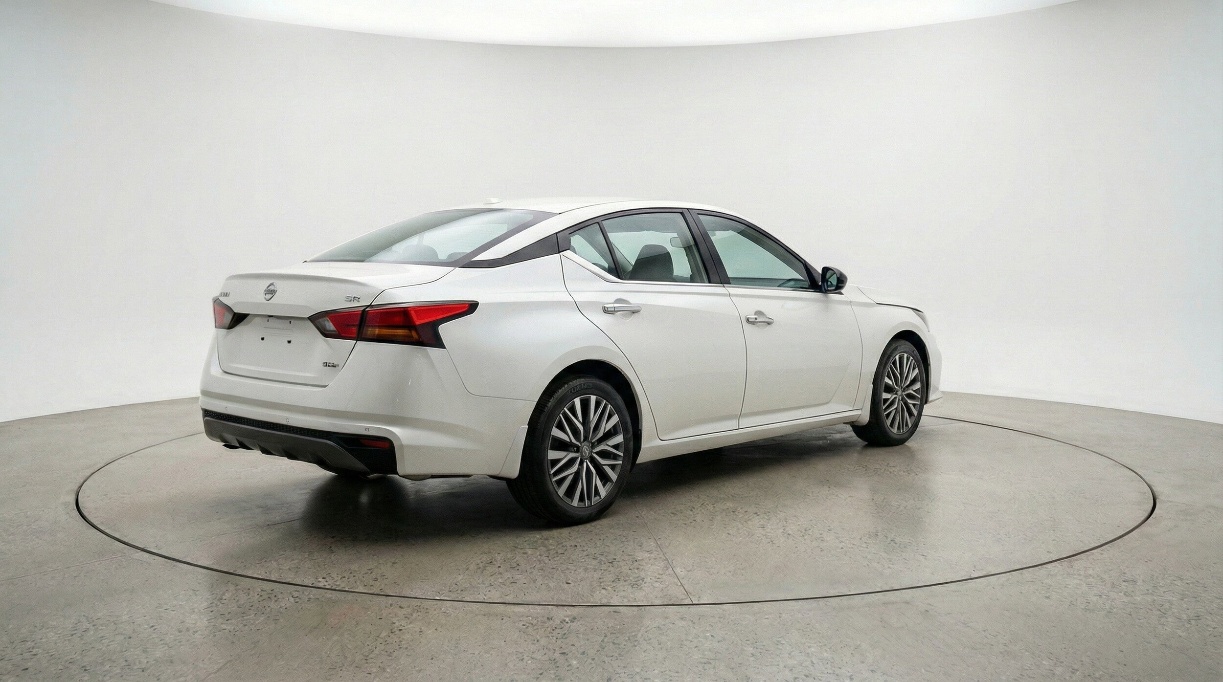 Thumbnail: 2025 Nissan Altima - 9