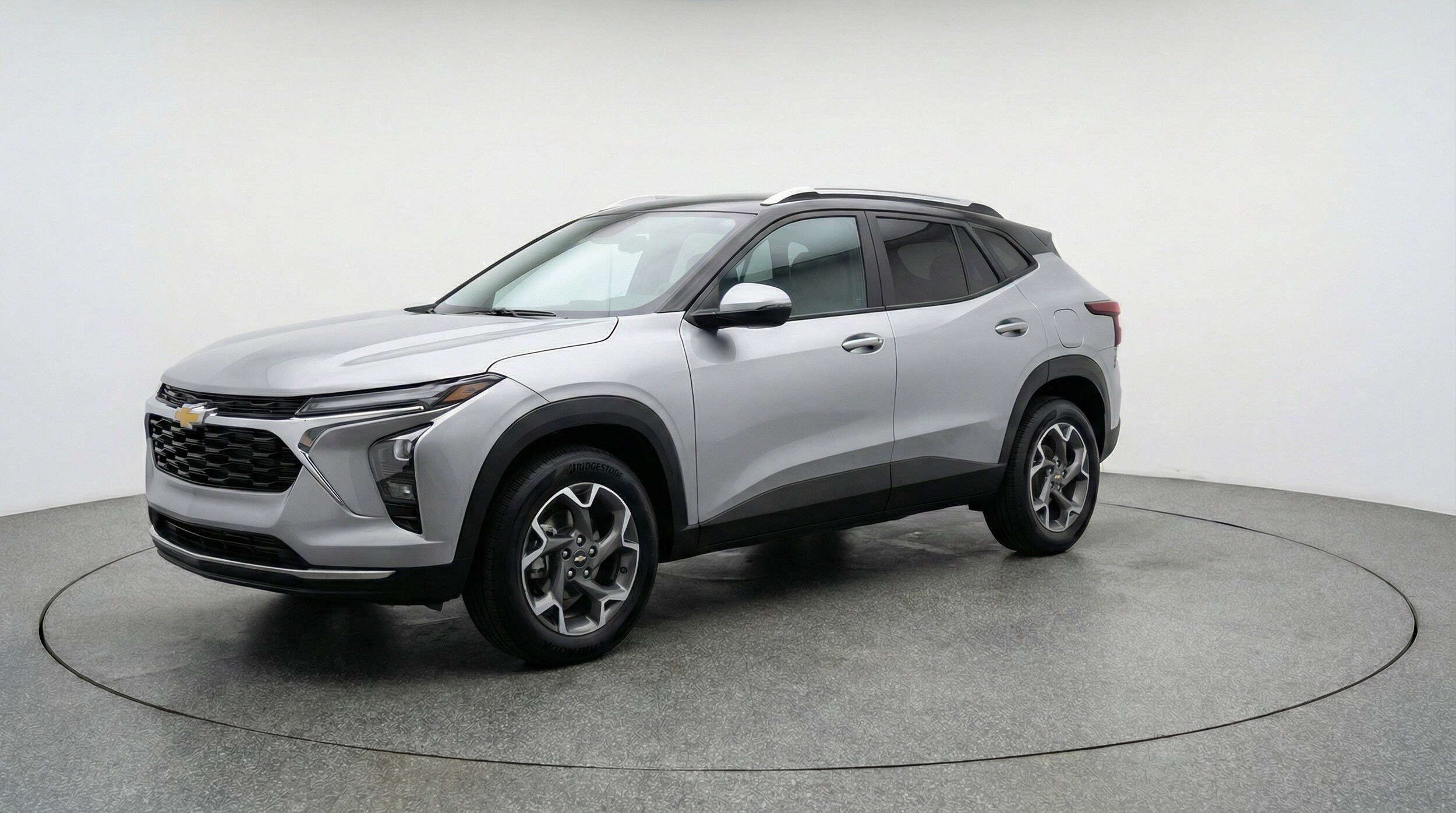 Thumbnail: 2025 Chevrolet Trax - 3