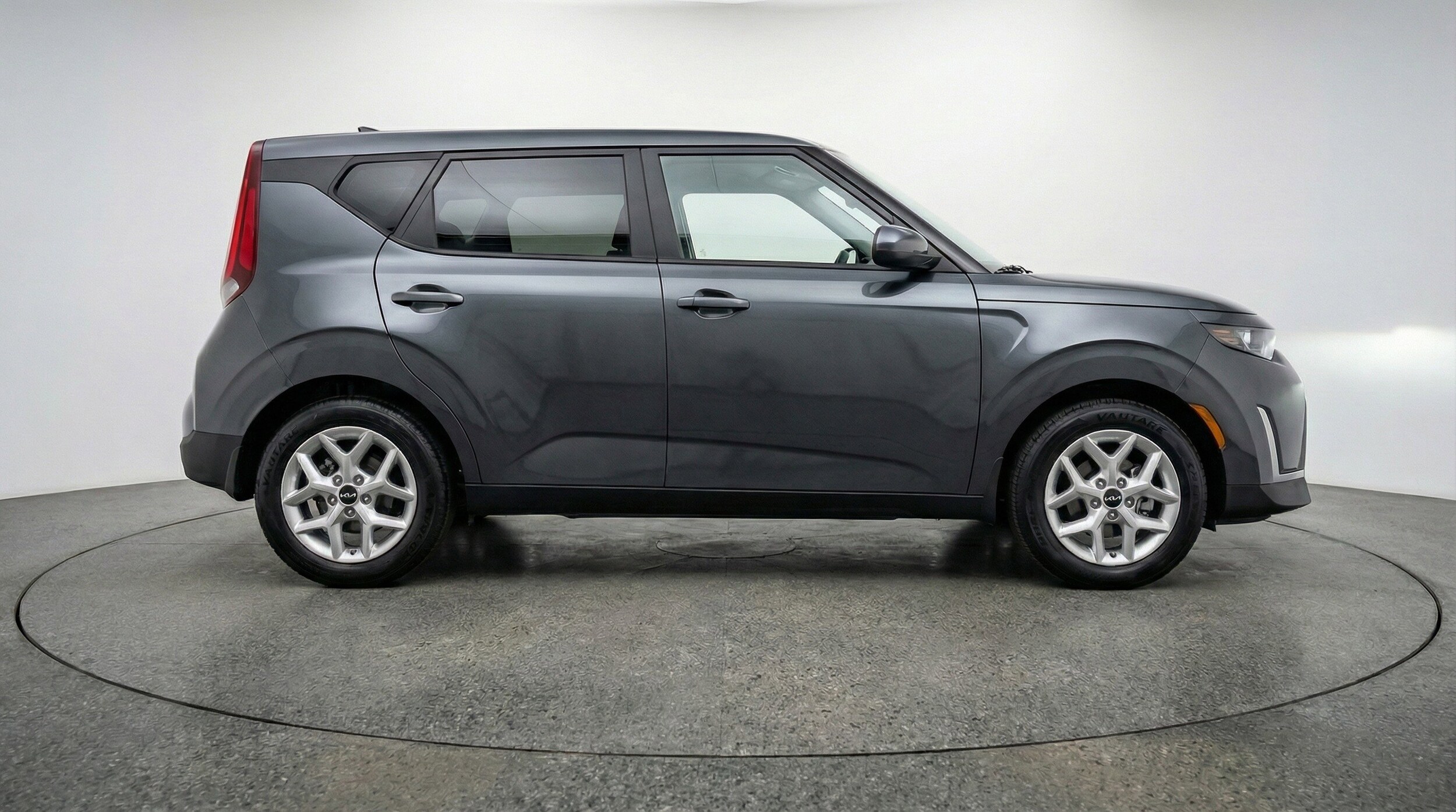 Thumbnail: 2025 Kia Soul - 11