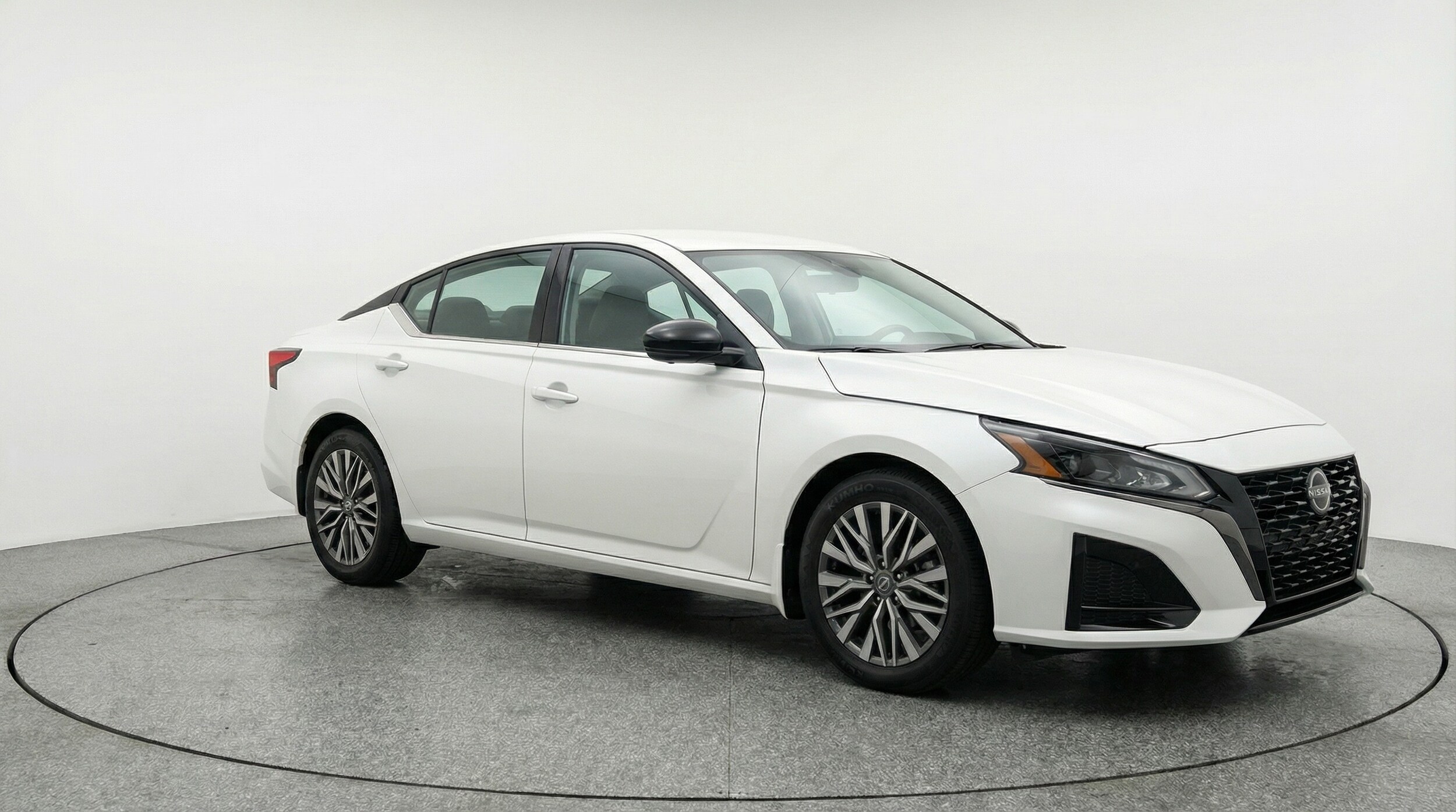 Thumbnail: 2025 Nissan Altima - 1