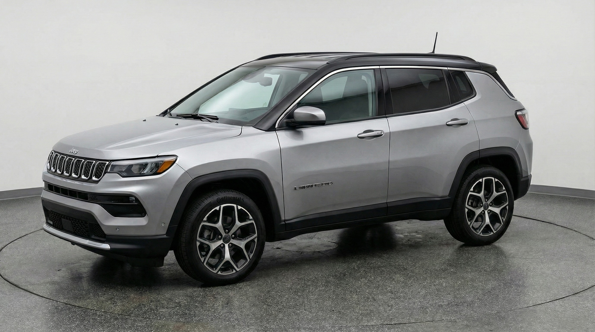 Thumbnail: 2025 Jeep Compass - 3