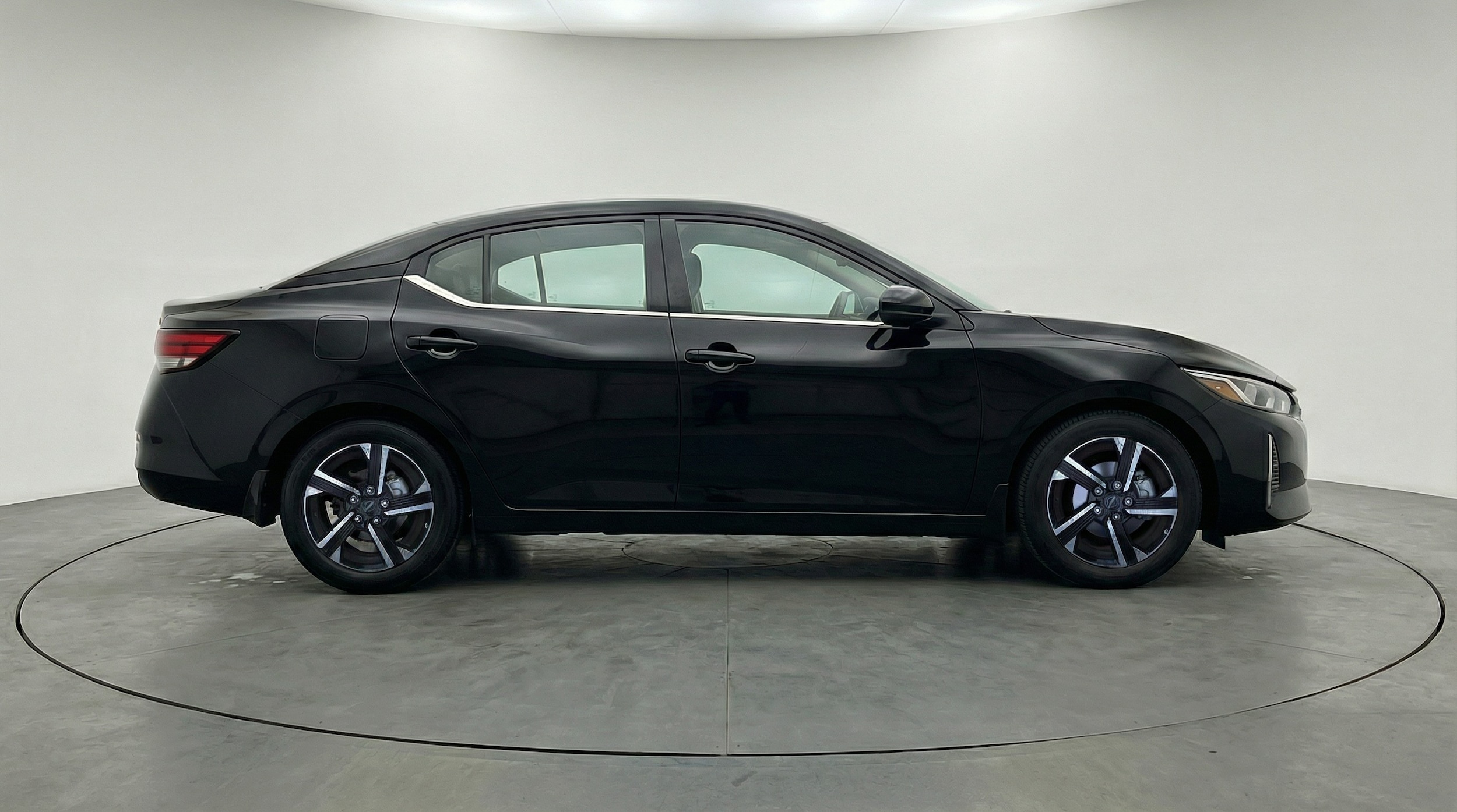 Thumbnail: 2025 Nissan Sentra - 8