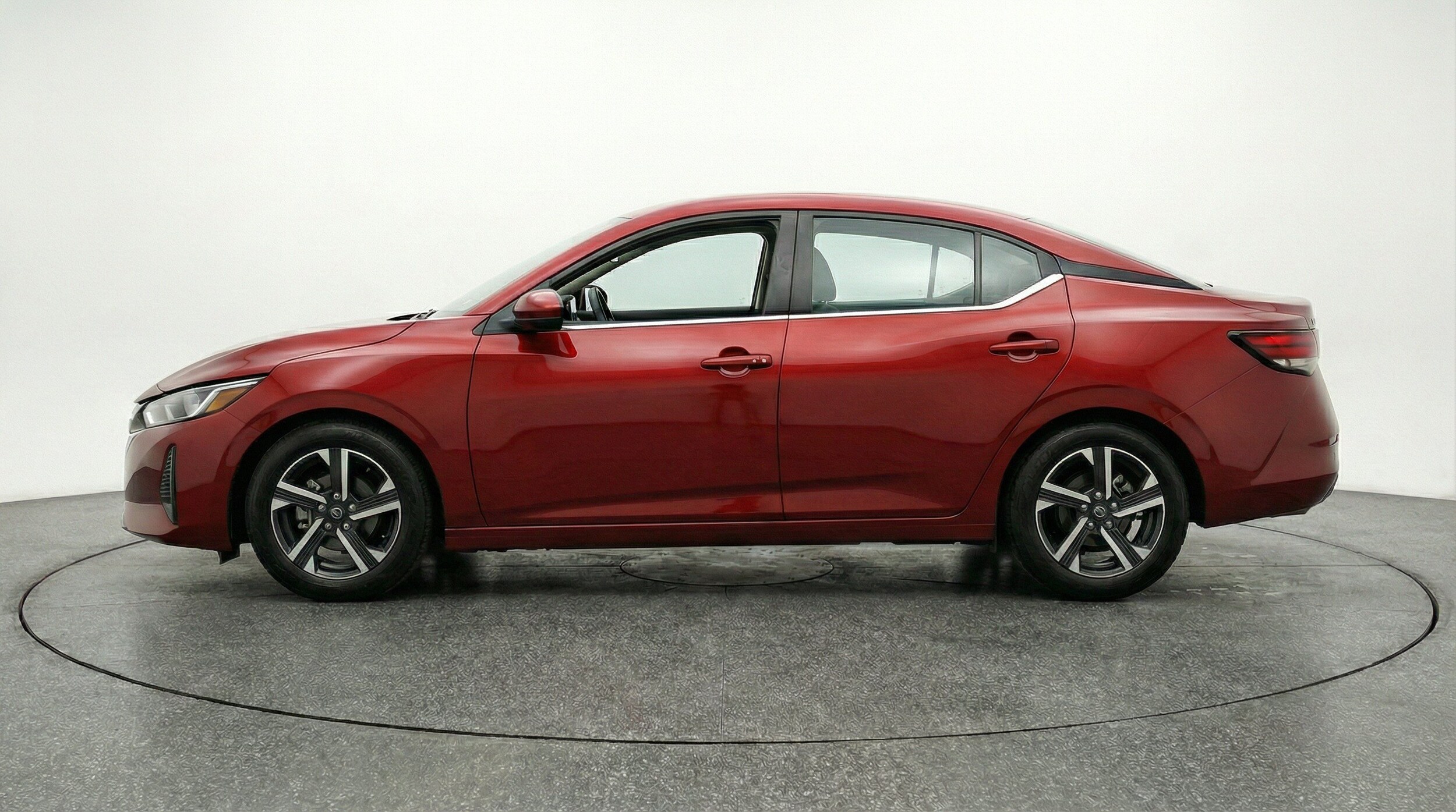 Thumbnail: 2025 Nissan Sentra - 5