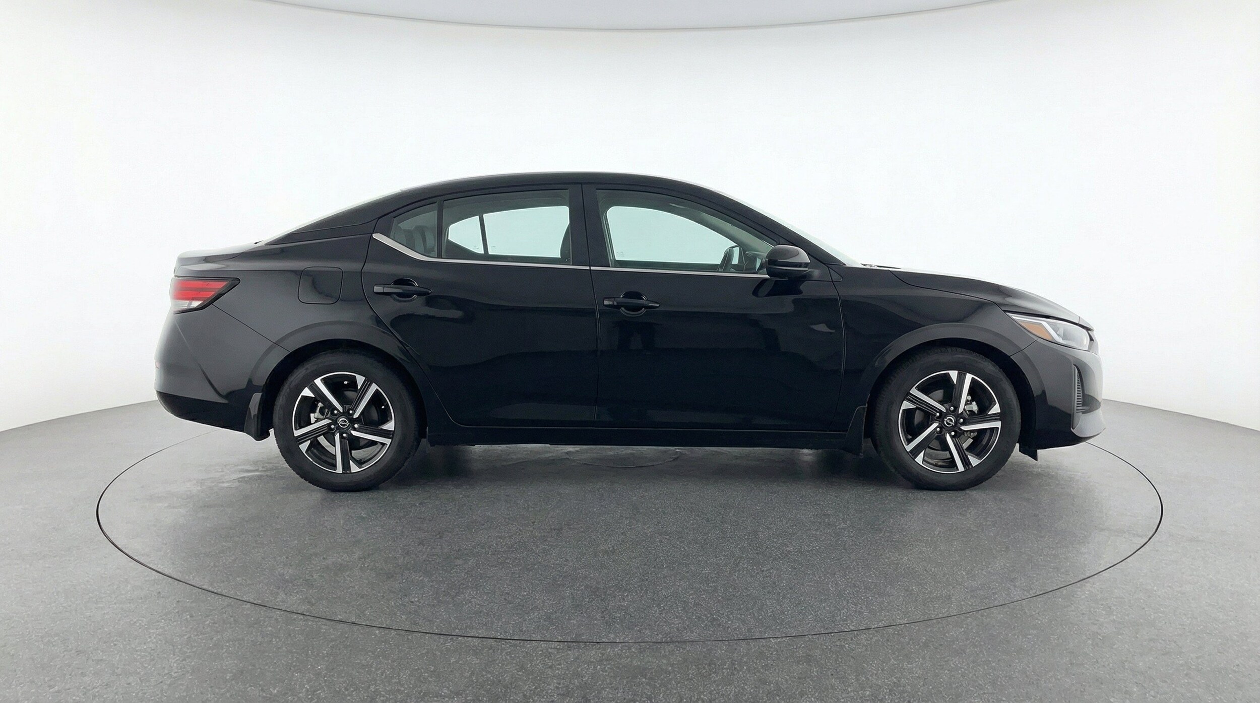 Thumbnail: 2025 Nissan Sentra - 11