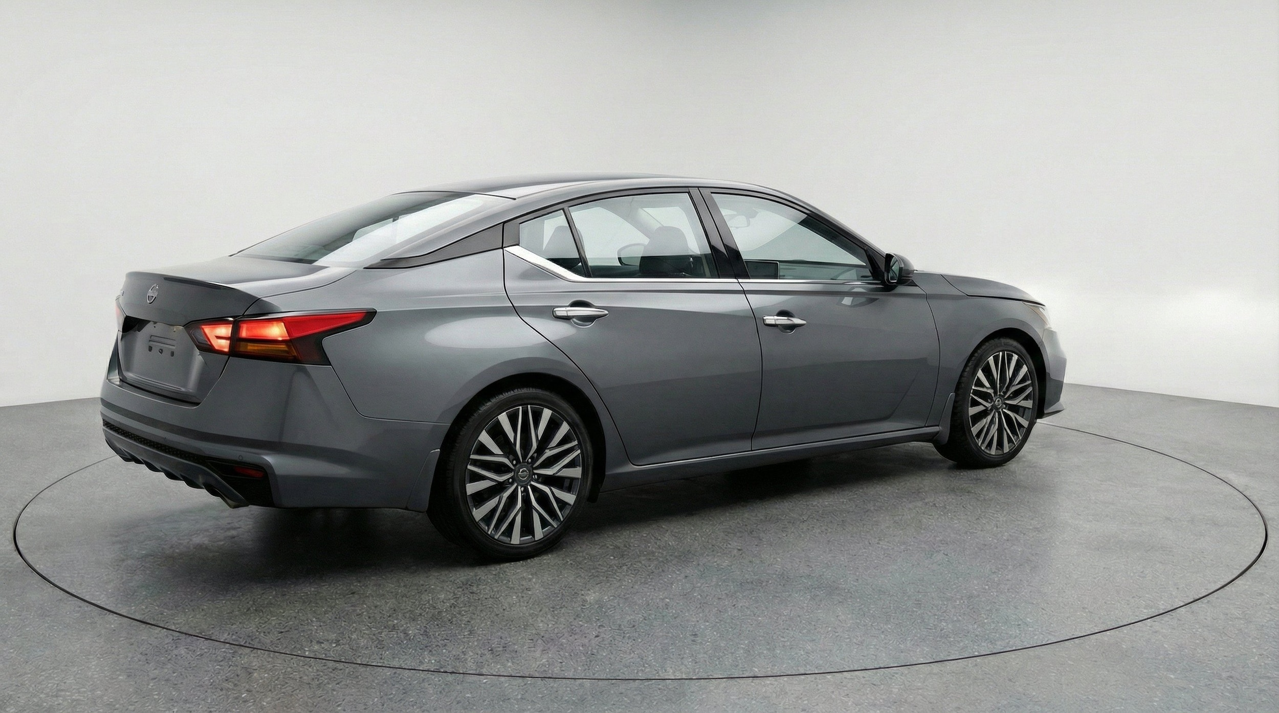 Thumbnail: 2025 Nissan Altima - 9