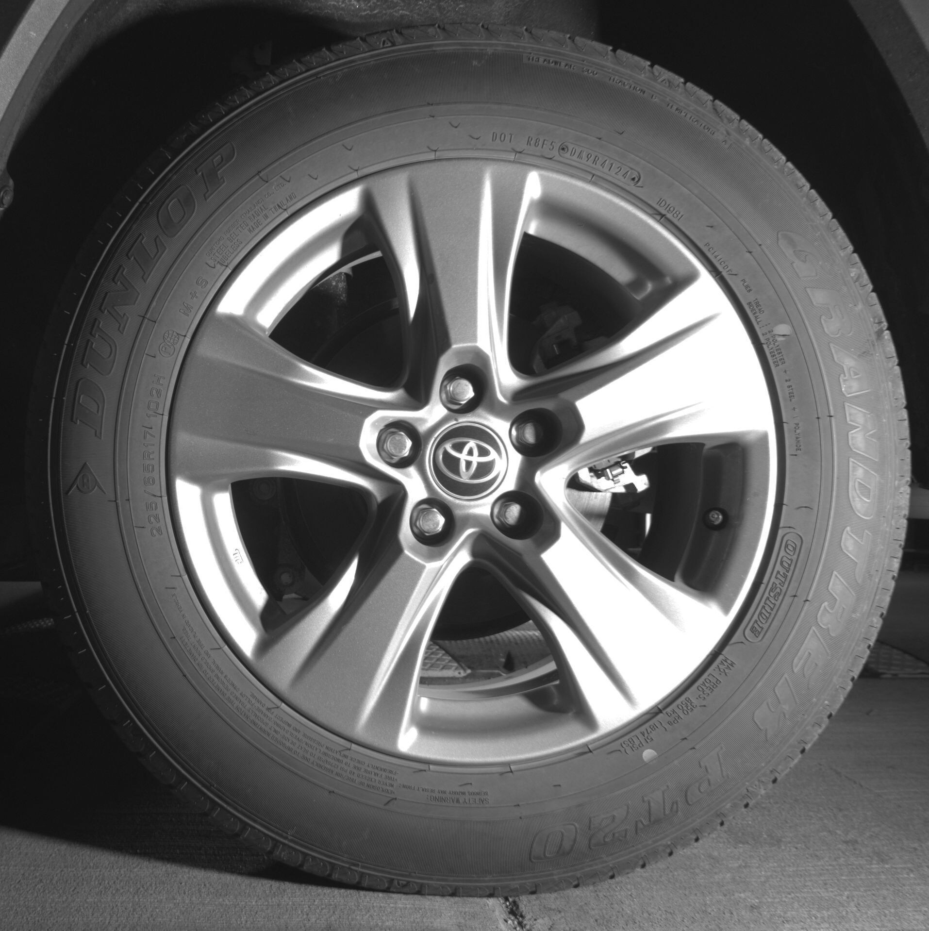 Thumbnail: 2025 Toyota RAV4 - 11