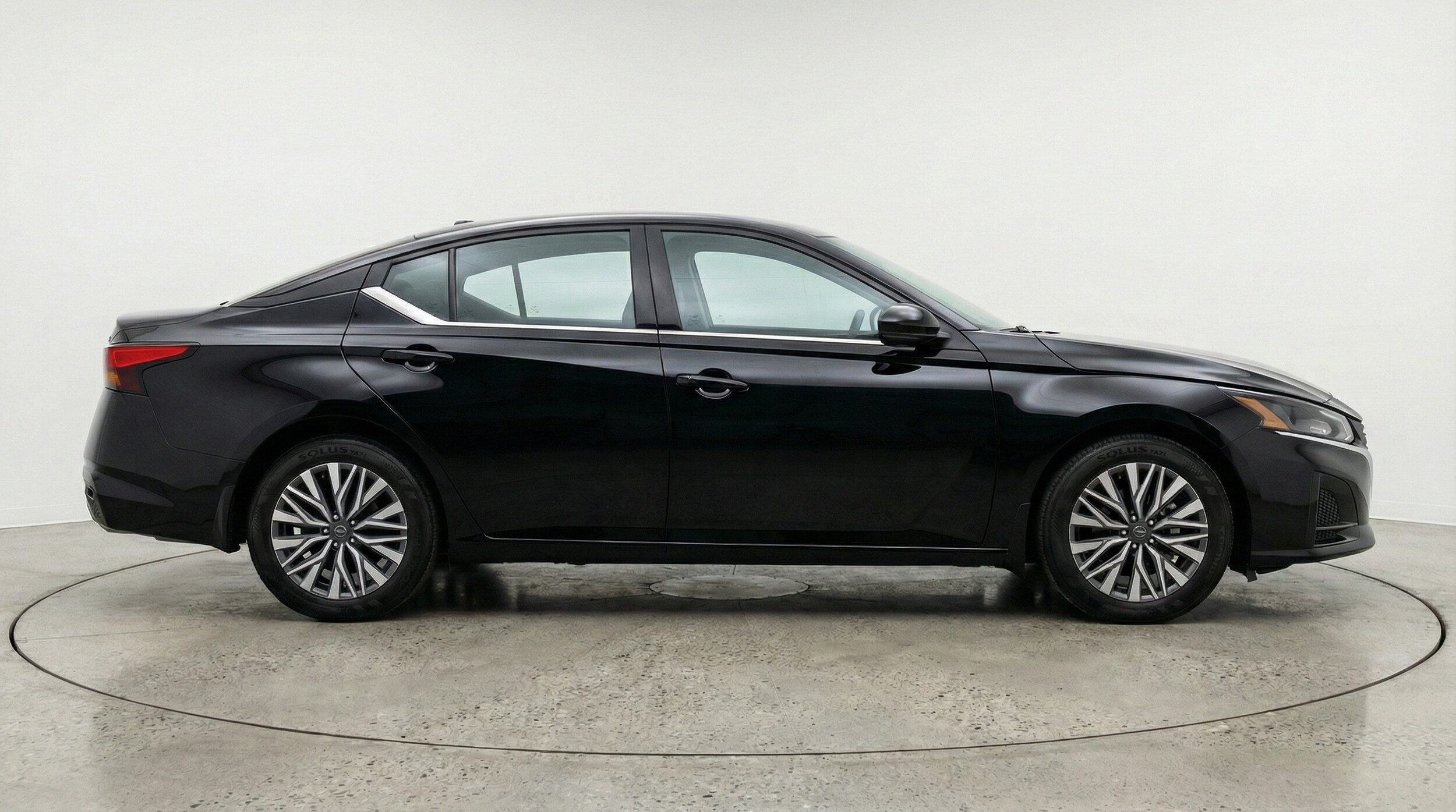 Thumbnail: 2025 Nissan Altima - 8