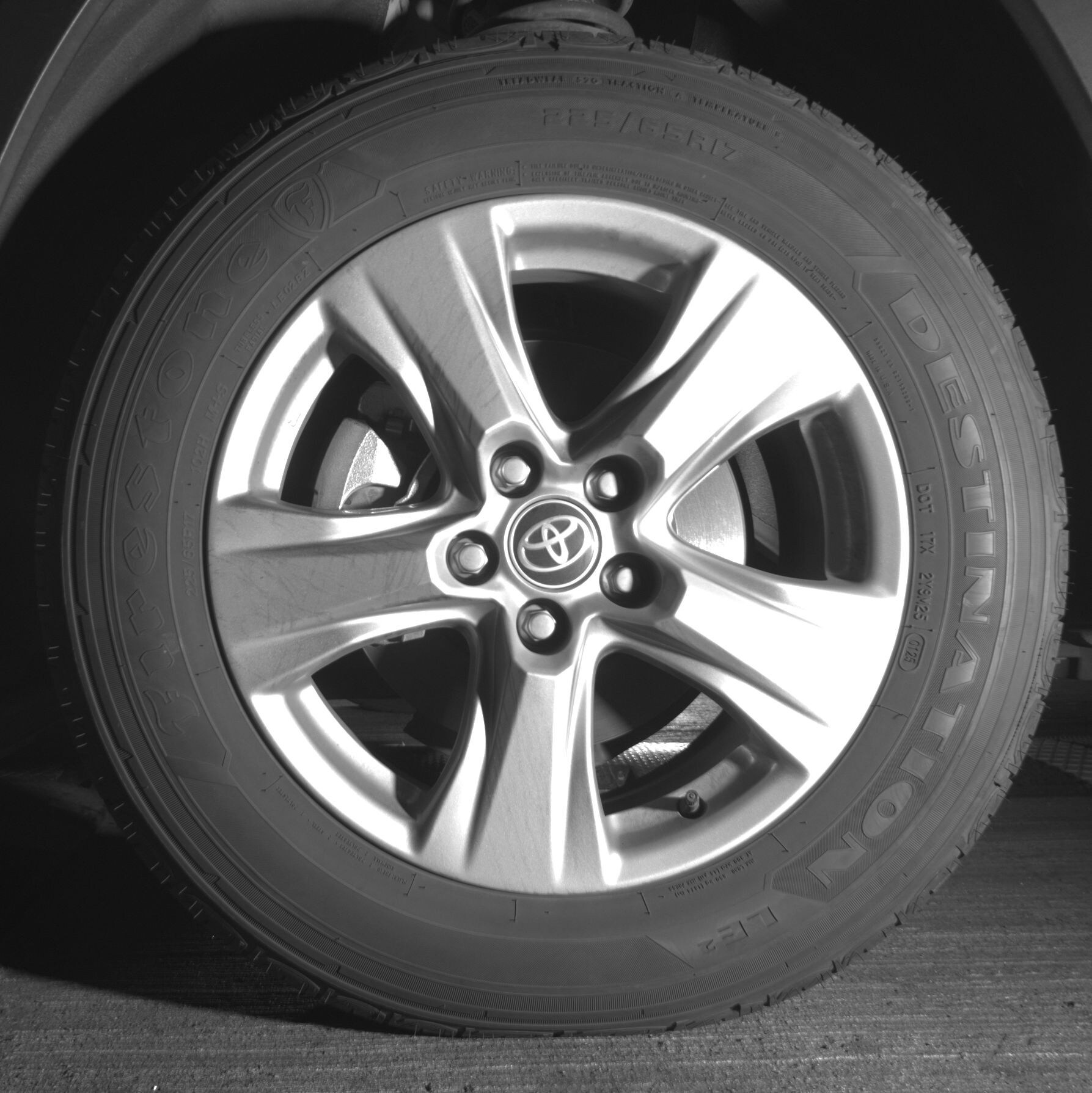 Thumbnail: 2025 Toyota RAV4 - 9